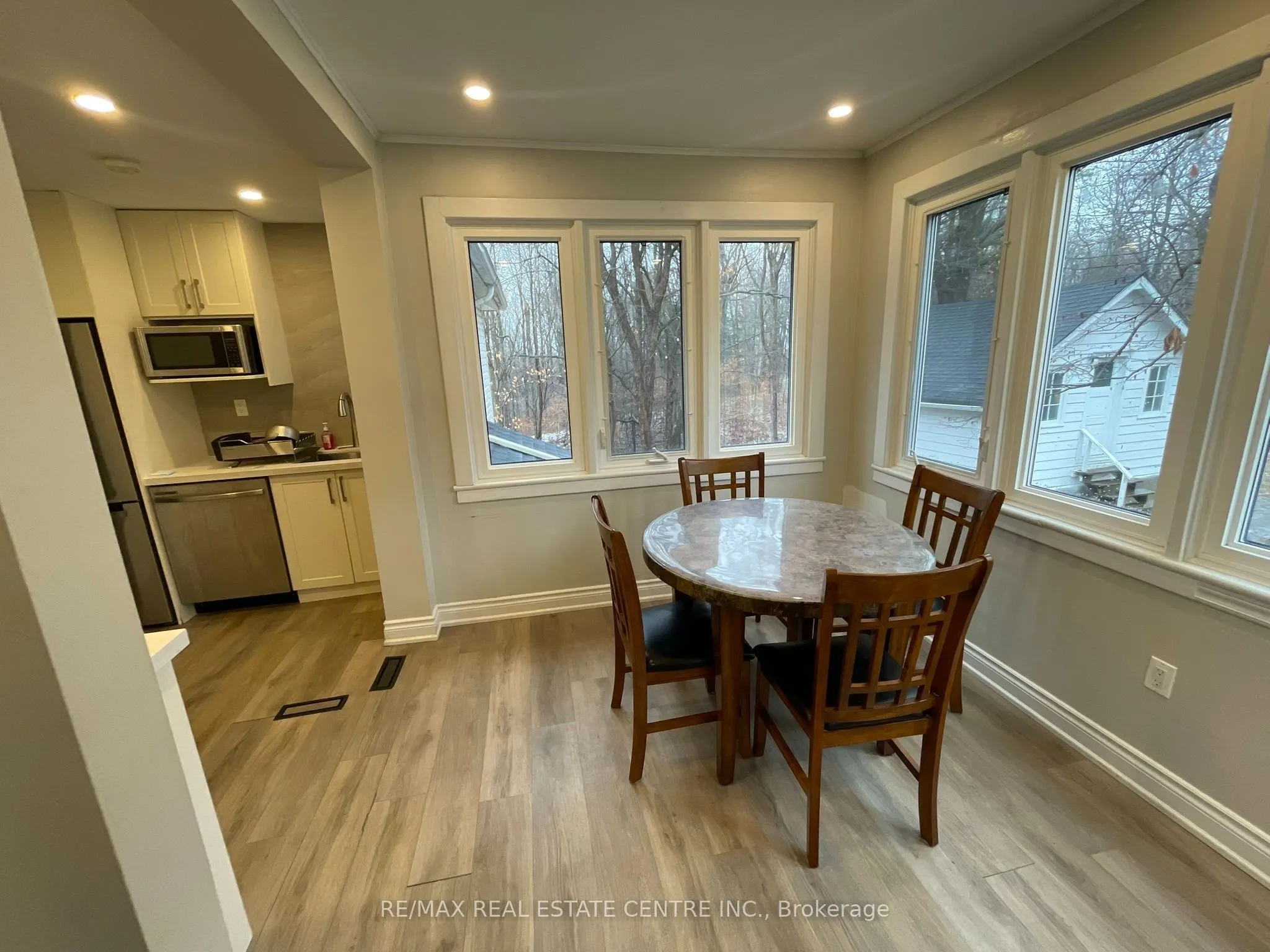 716 Artaban Road