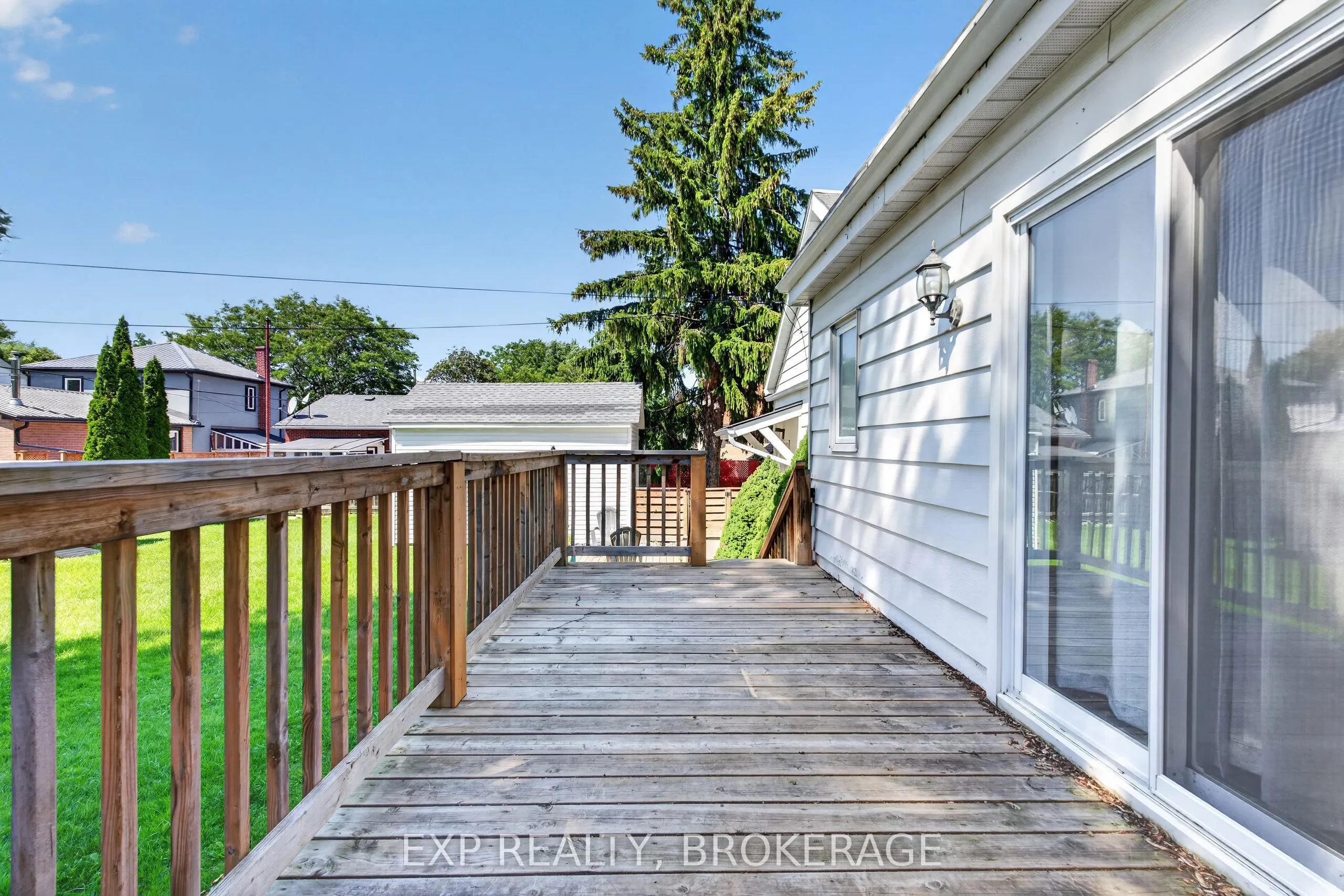 646 PORTSMOUTH Avenue