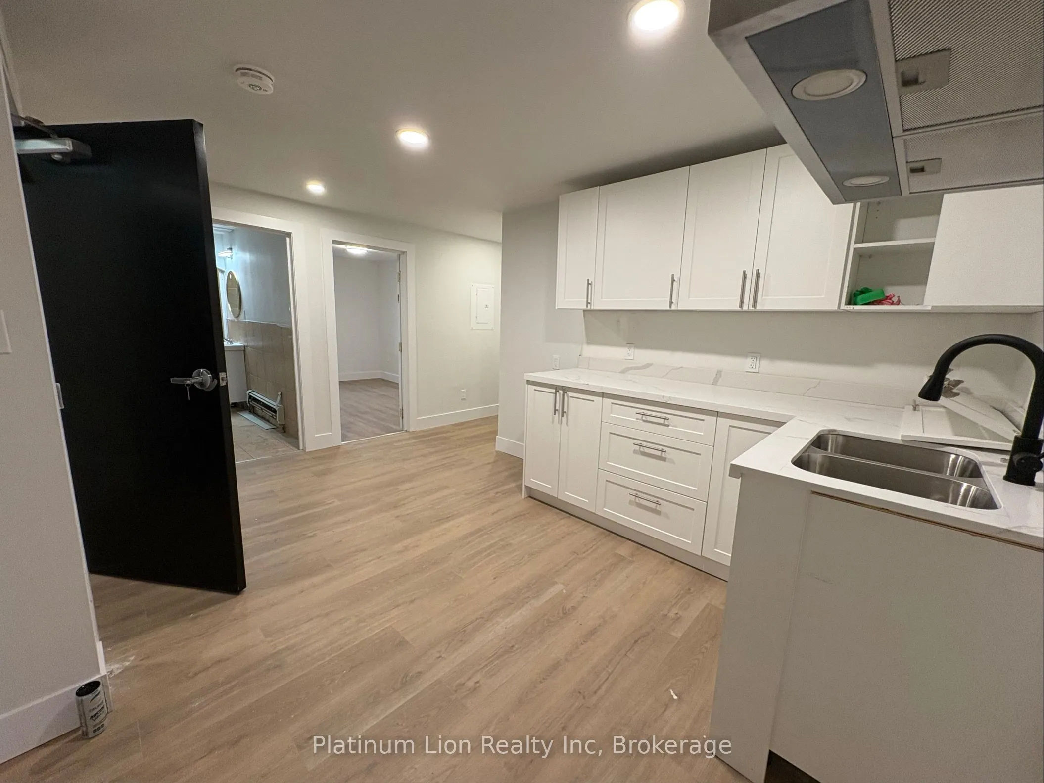 803 King Street #8