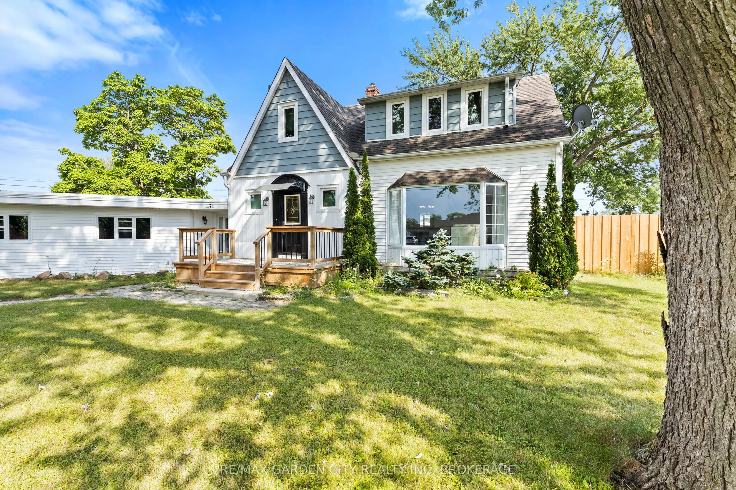 151 St George Street