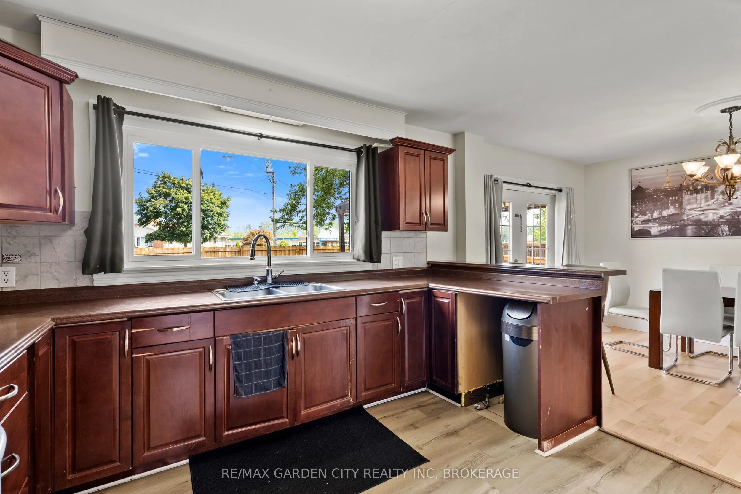 151 St George Street