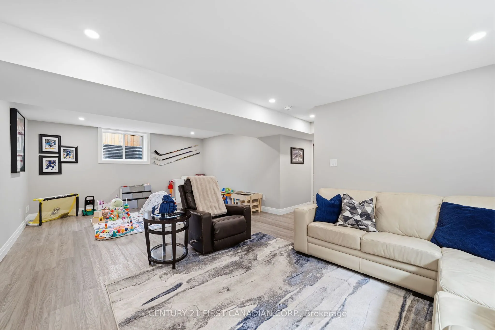 15 NICHOLSON Street