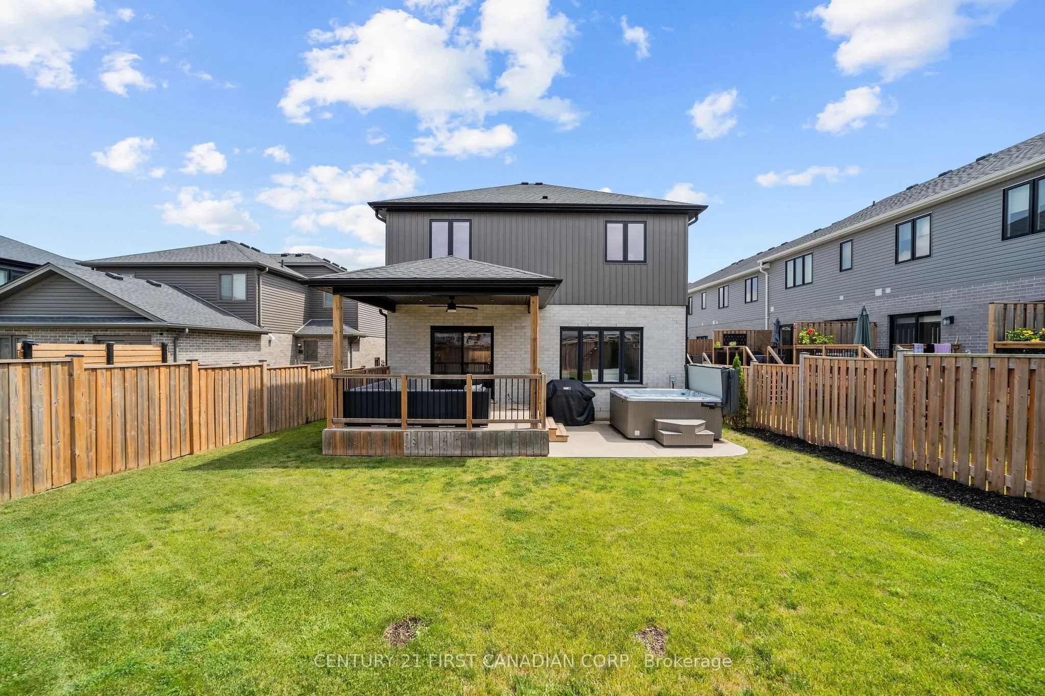 15 NICHOLSON Street