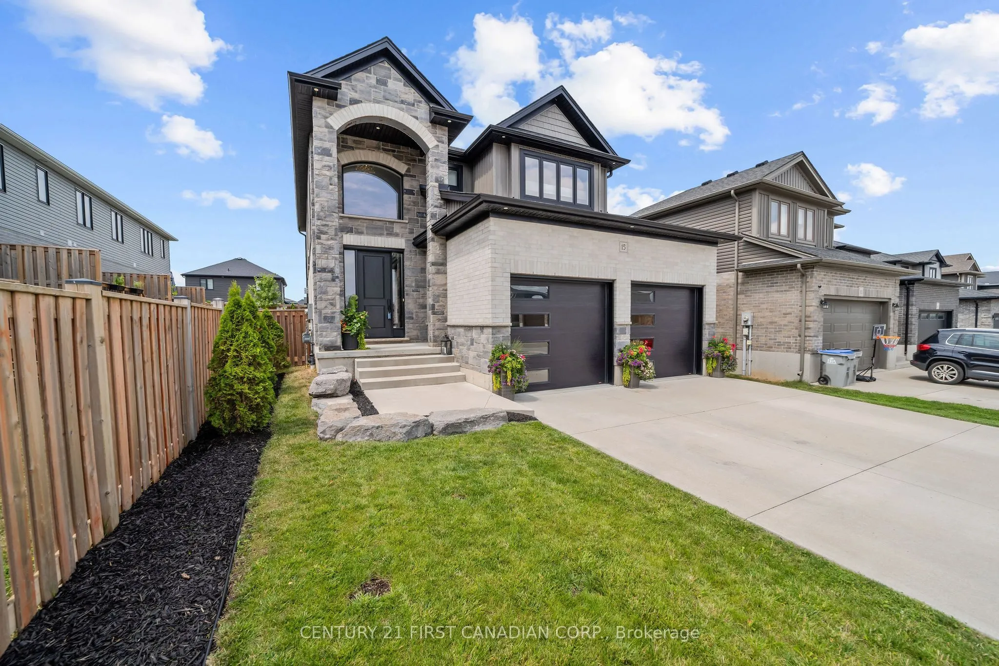 15 NICHOLSON Street