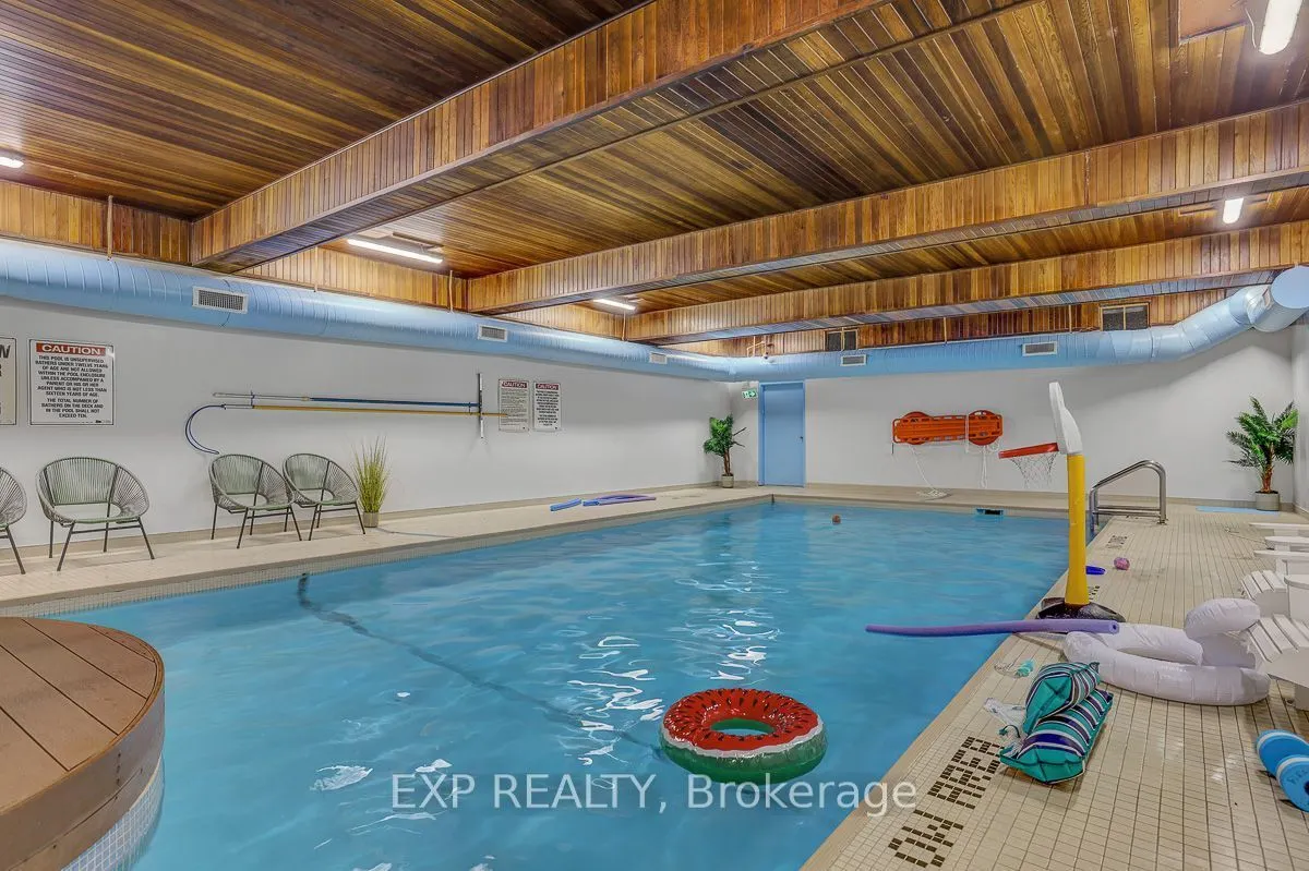 470 Laurier Street W #1706