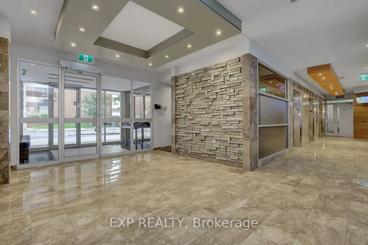 470 Laurier Street W #1706