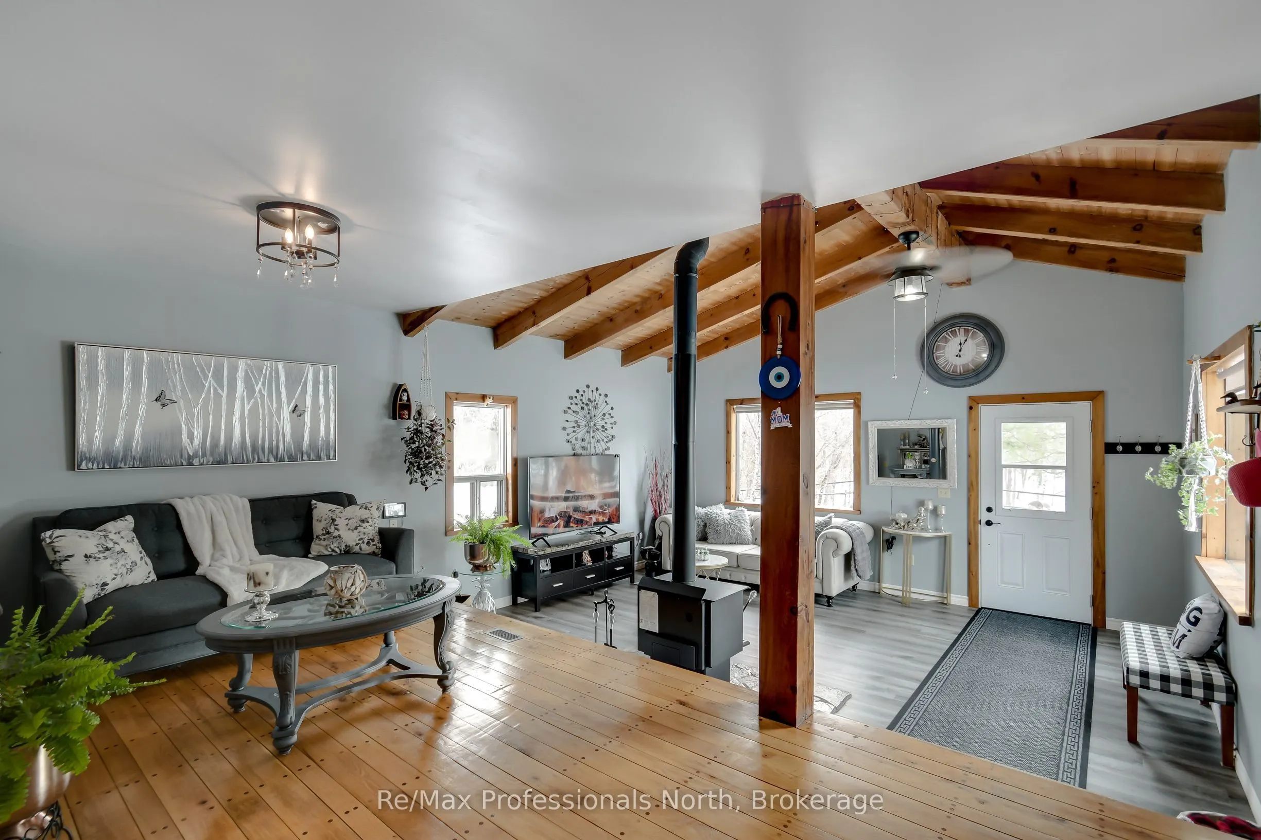 1017 Barlochan Road