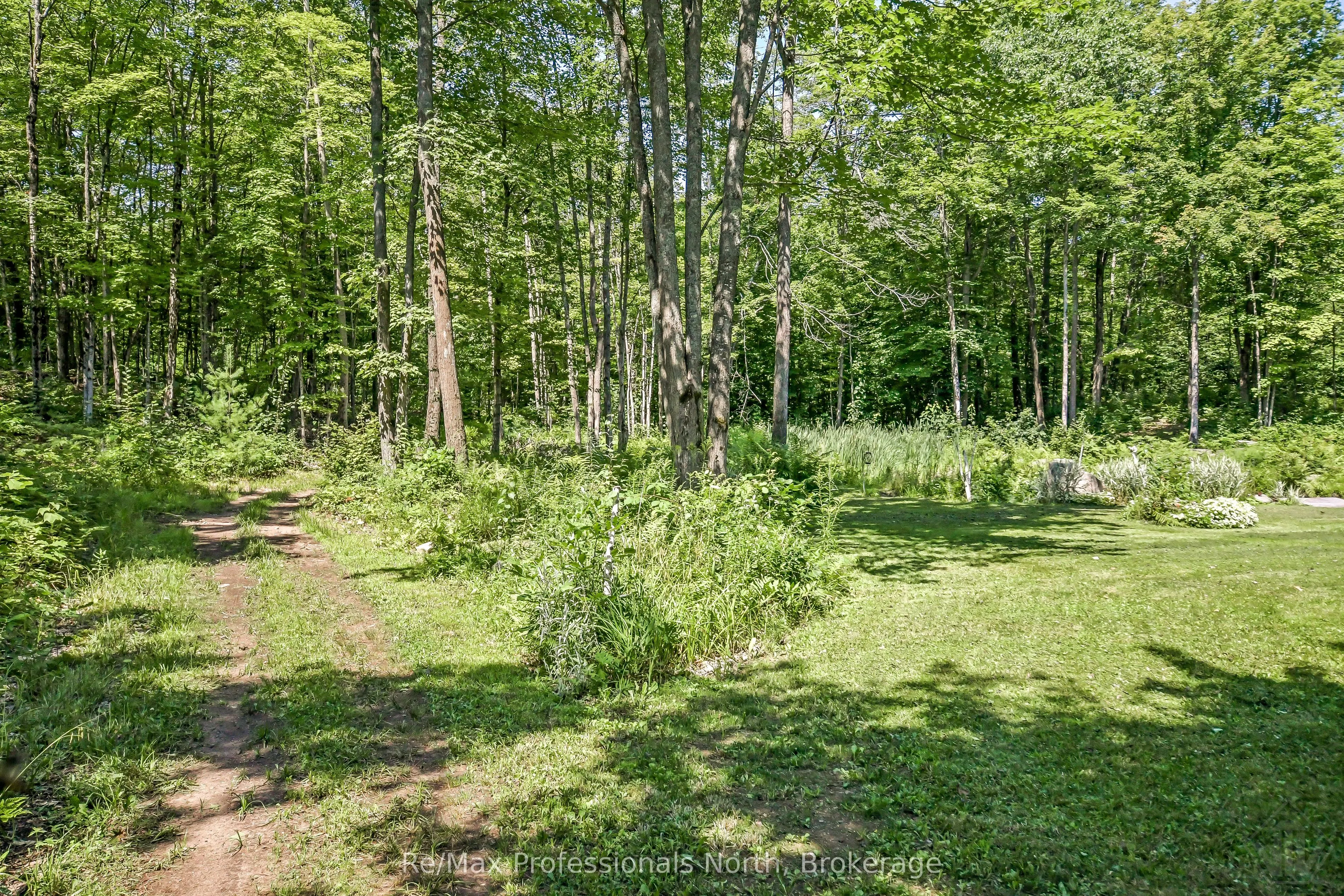 1017 Barlochan Road