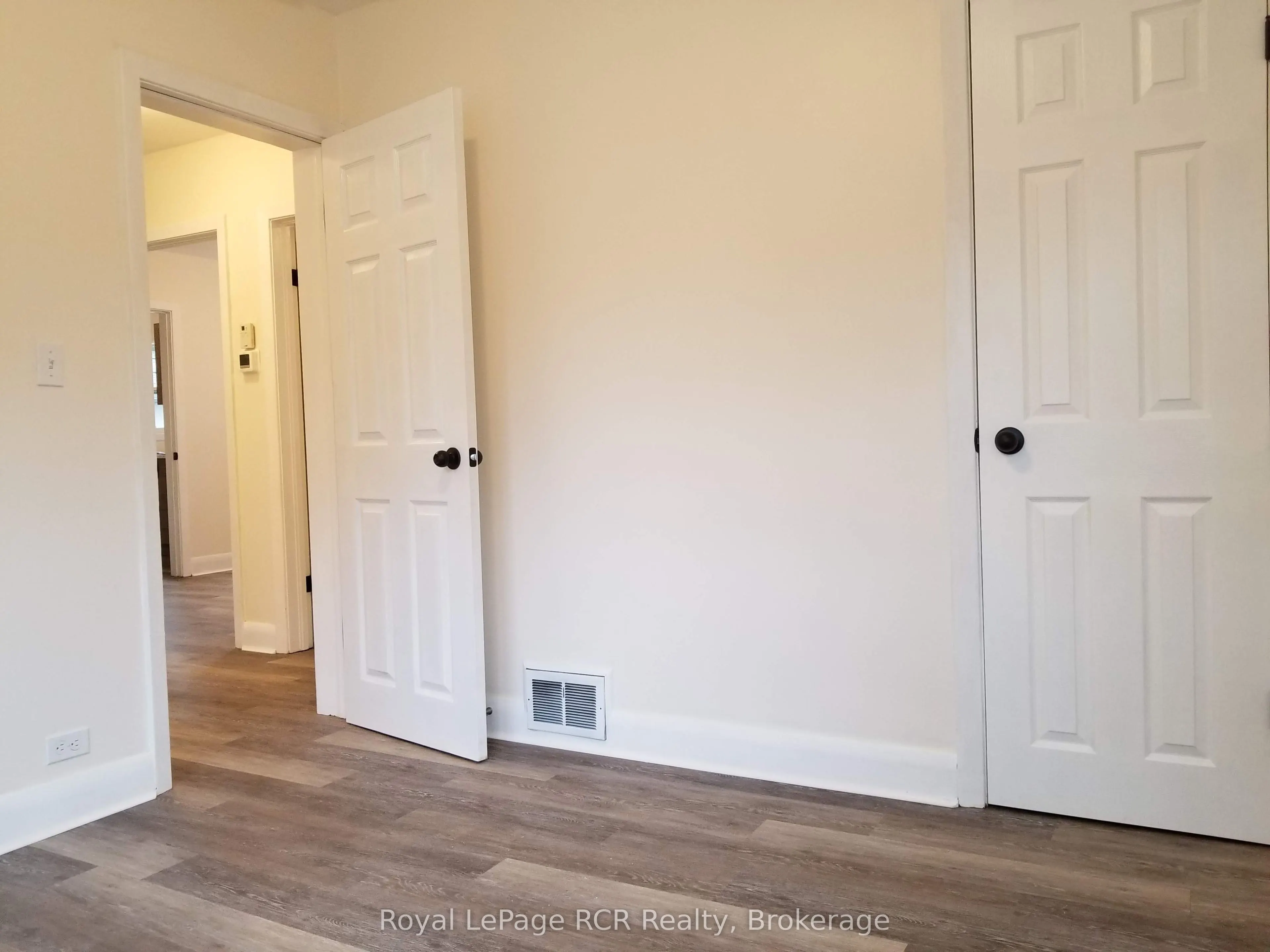 850 11th Street W