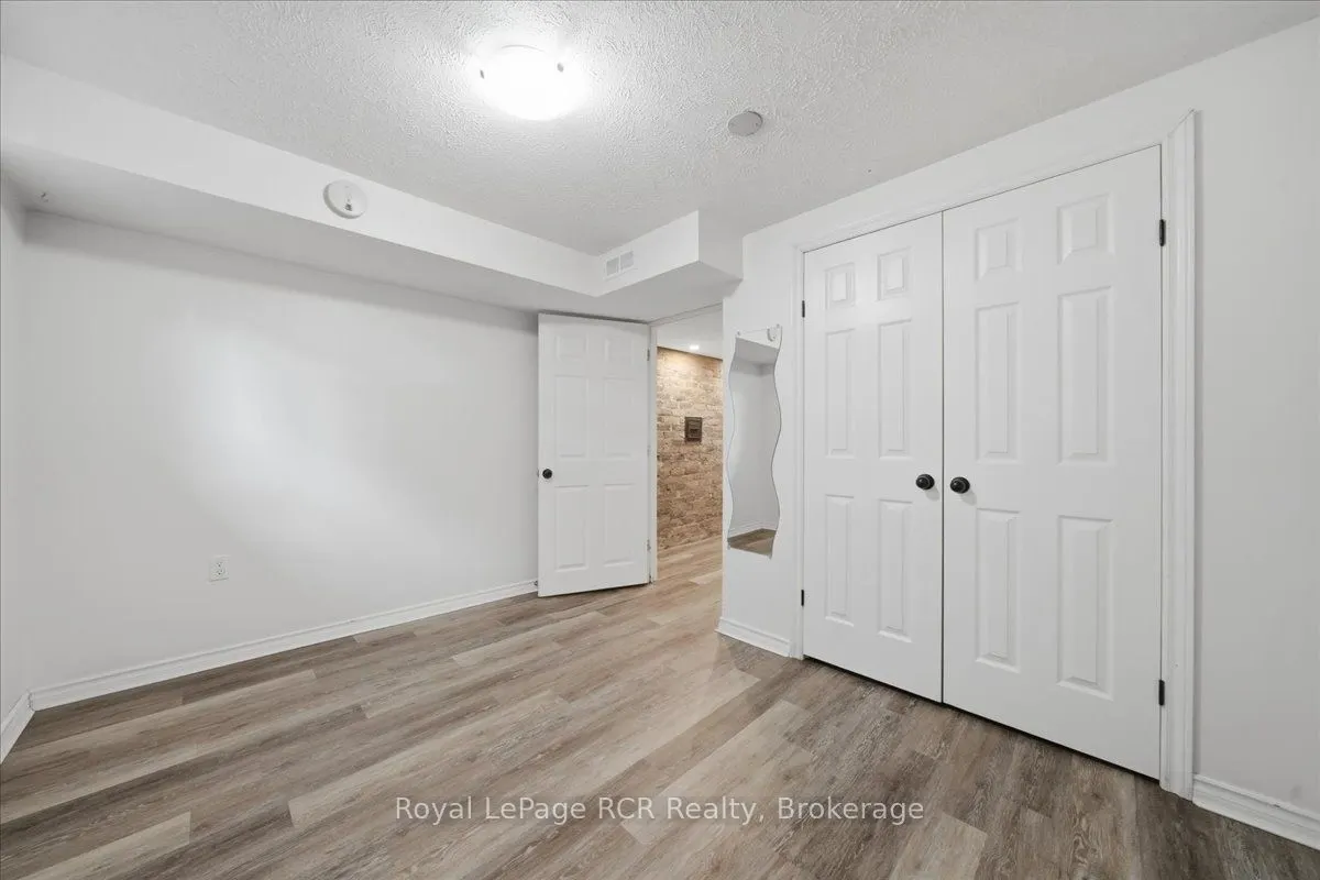 850 11th Street W