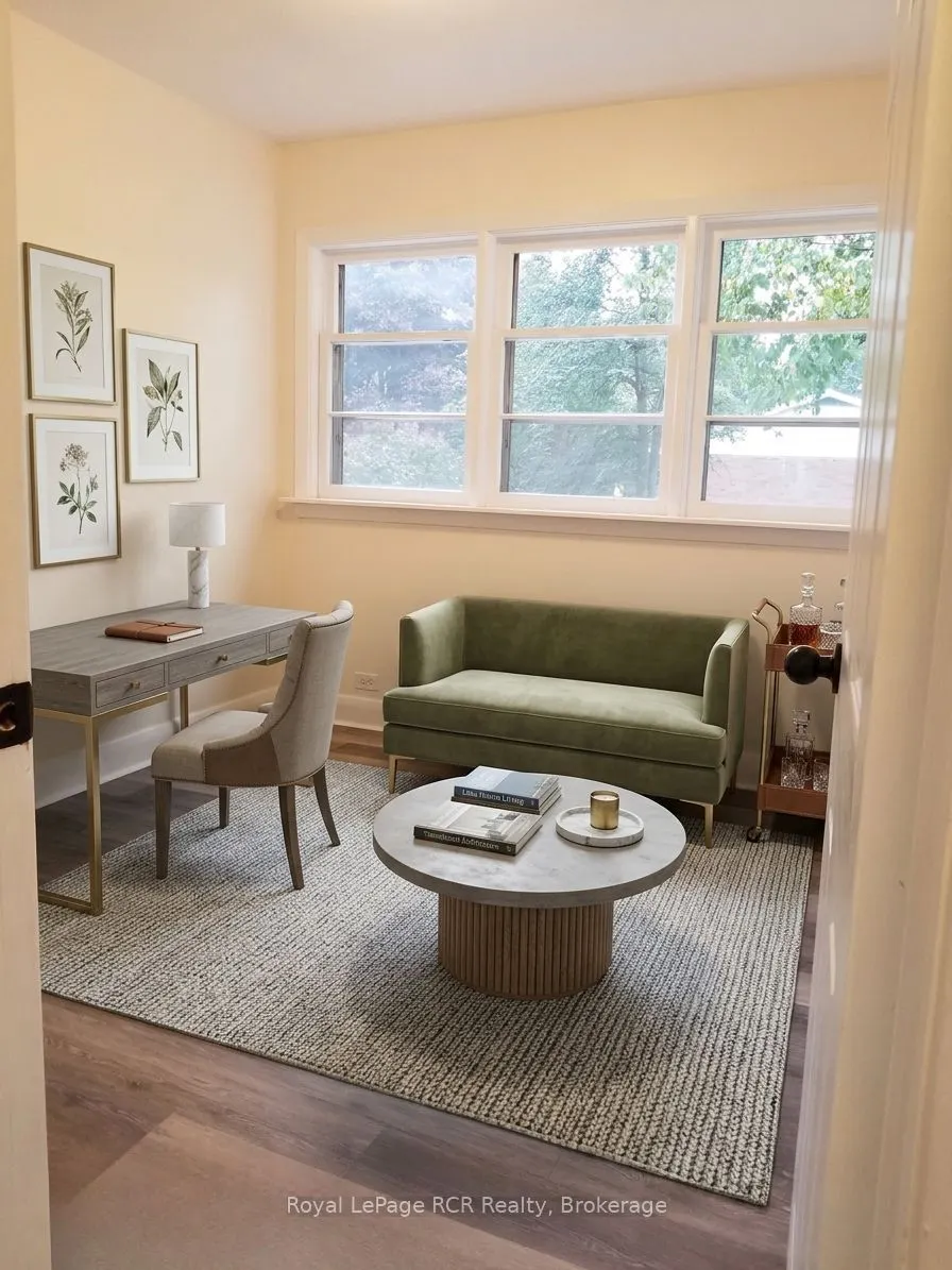 850 11th Street W