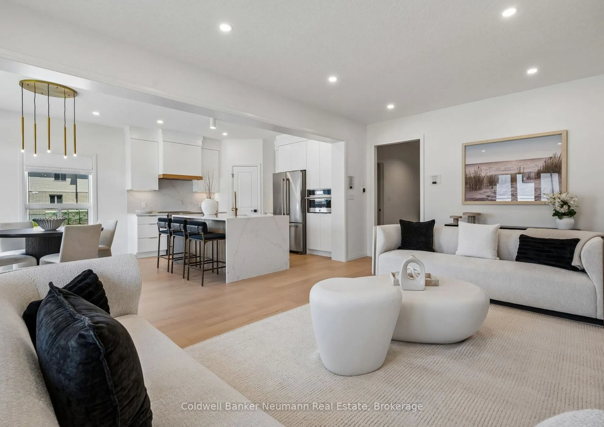 636 Anton Crescent