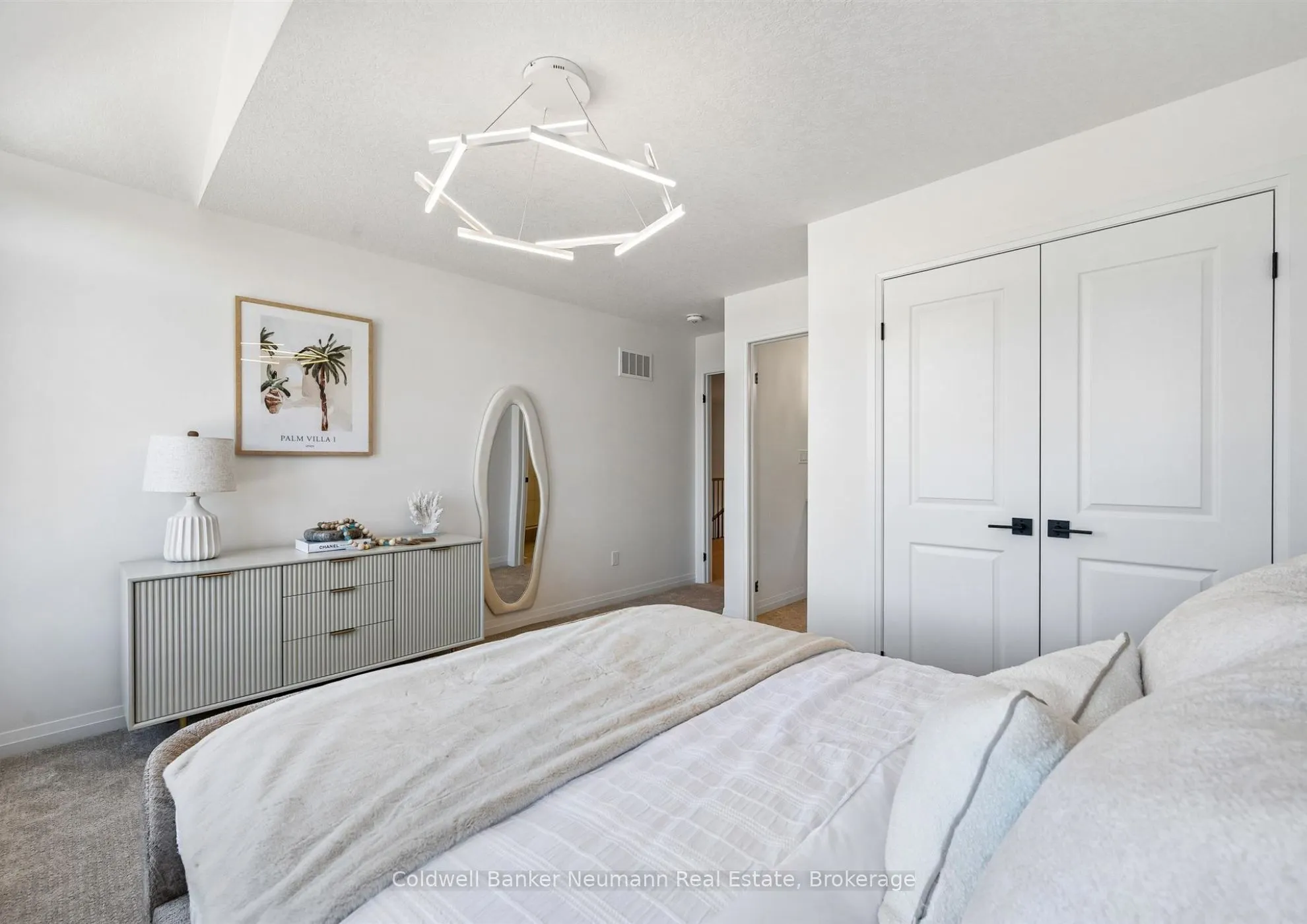636 Anton Crescent