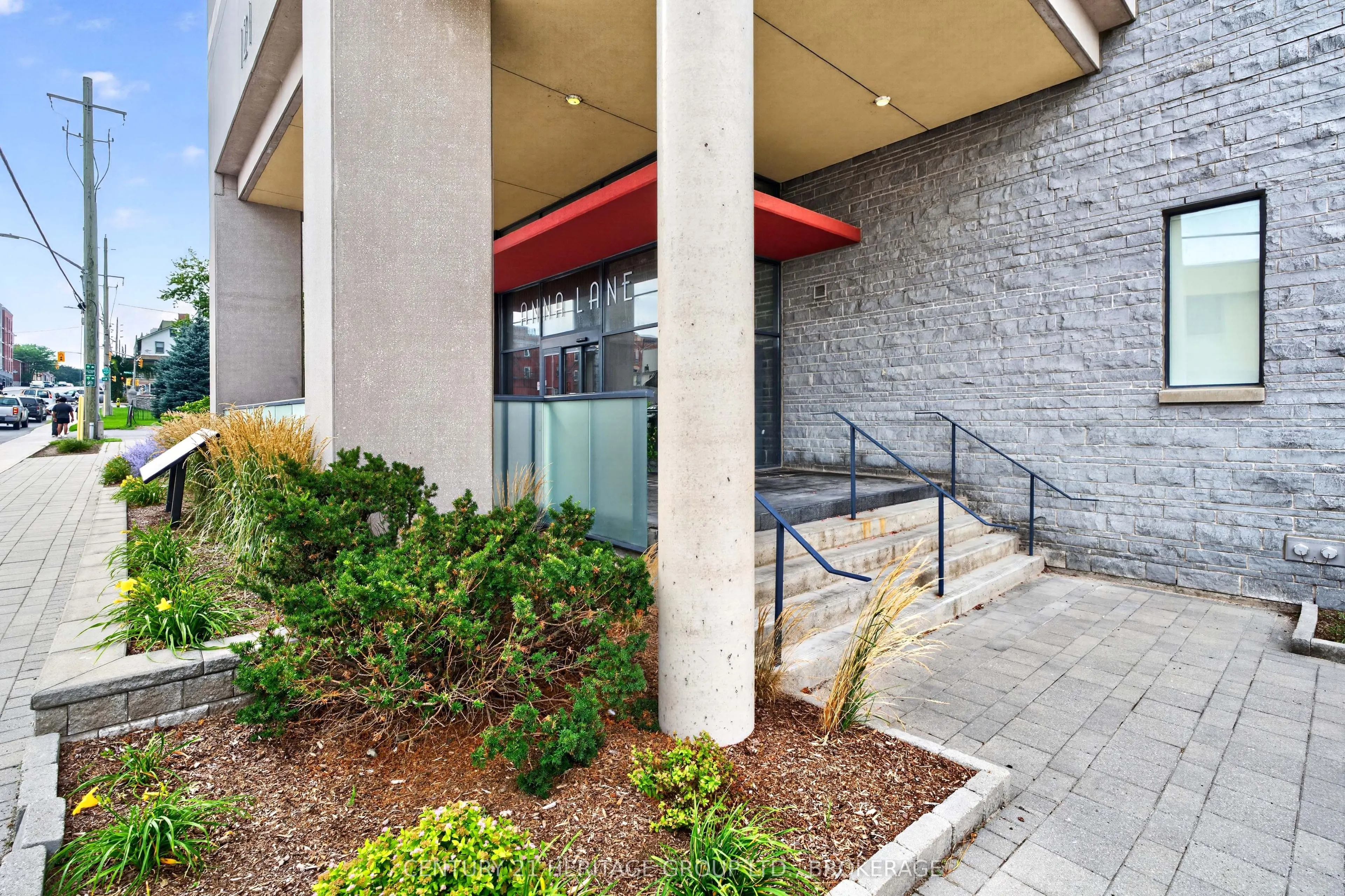 121 Queen Street #A1