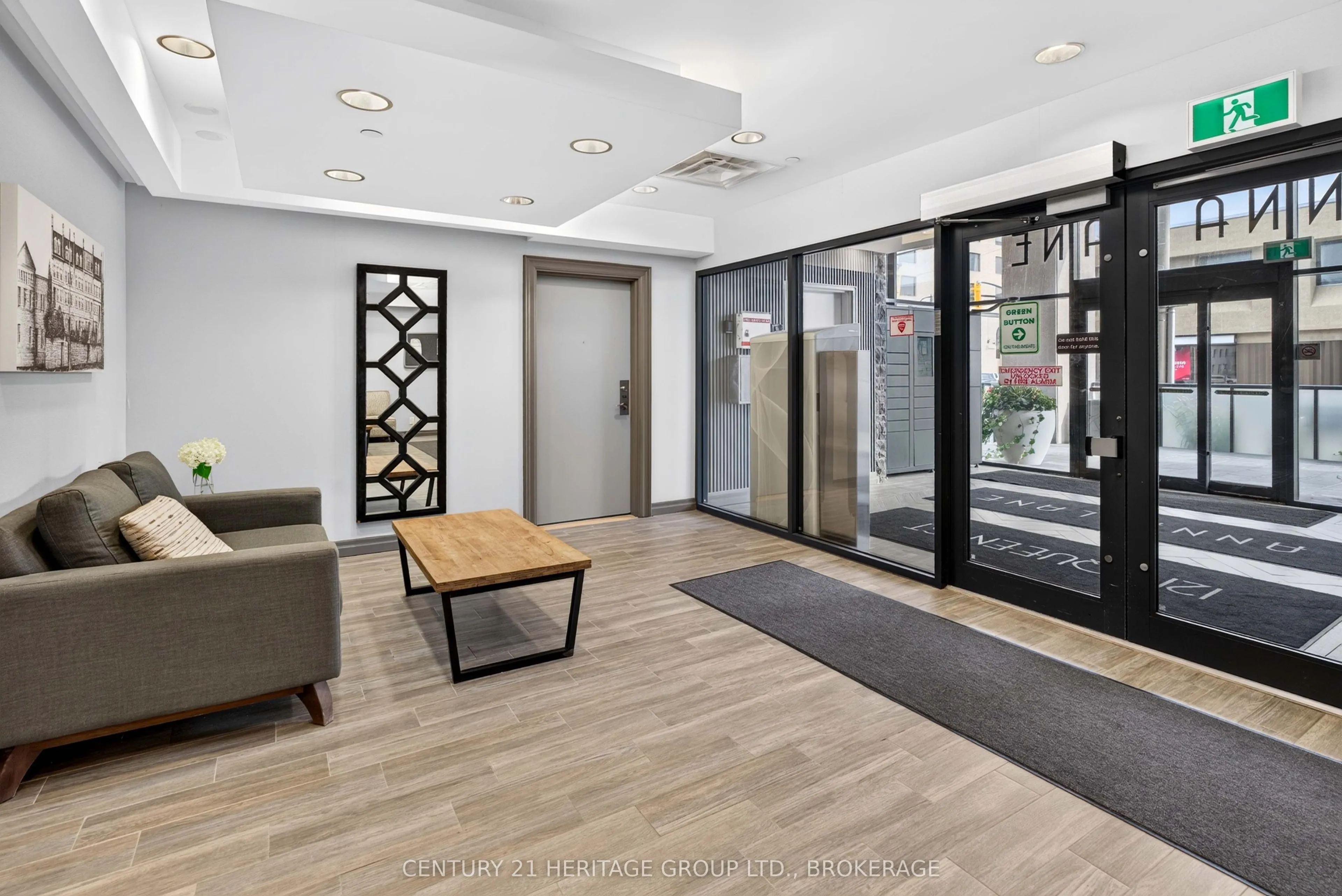 121 Queen Street #A1