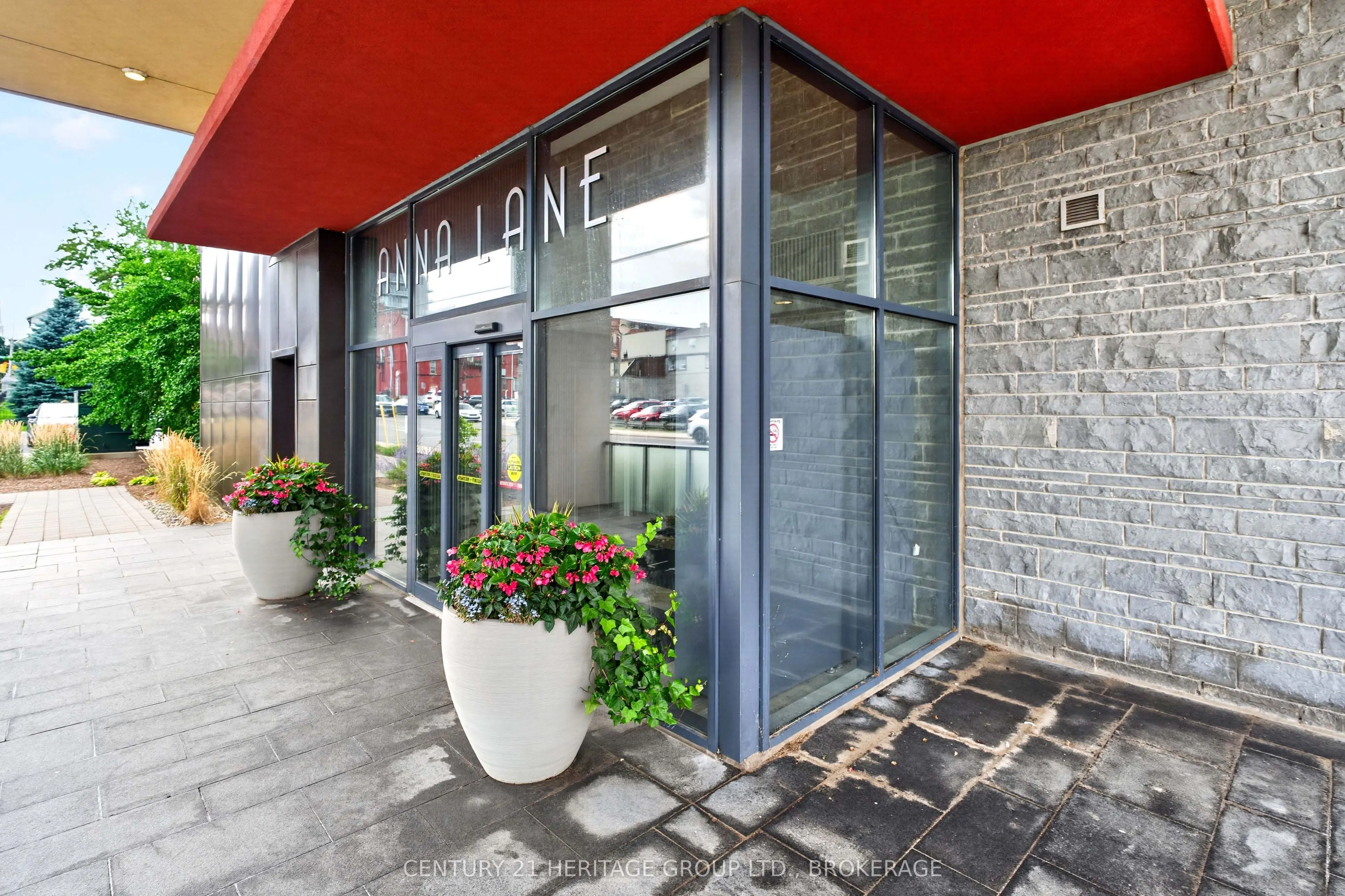 121 Queen Street #A1