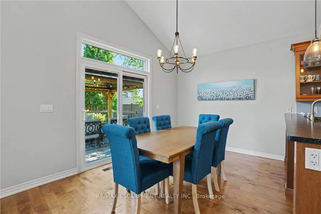 12 Silverwood Avenue