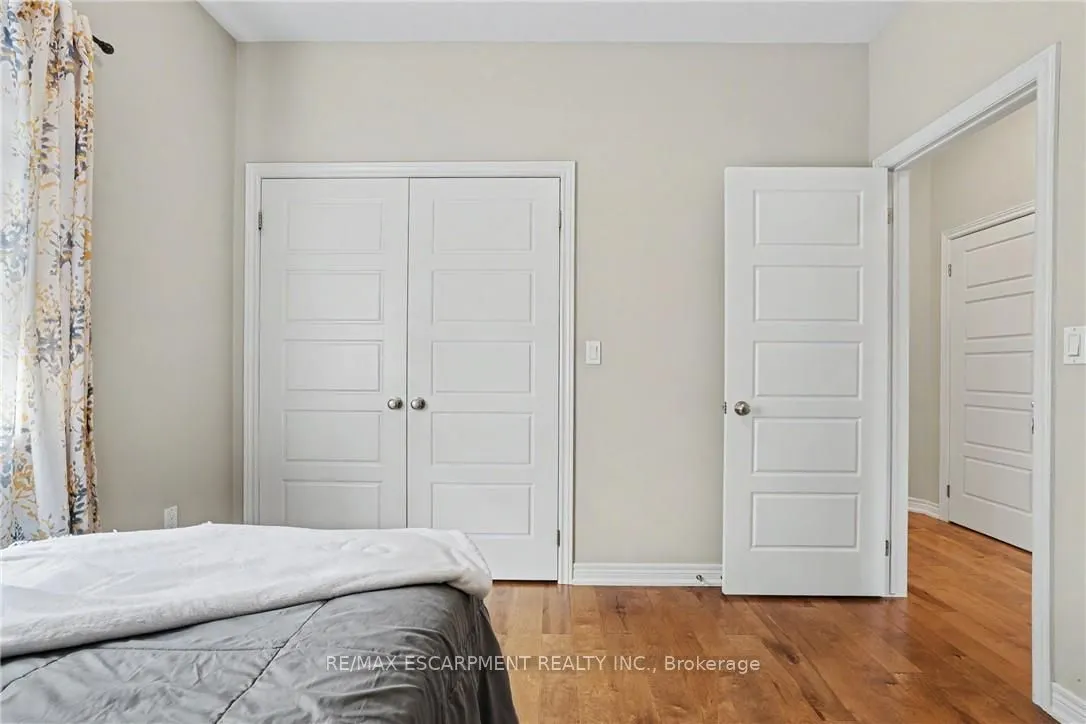 12 Silverwood Avenue