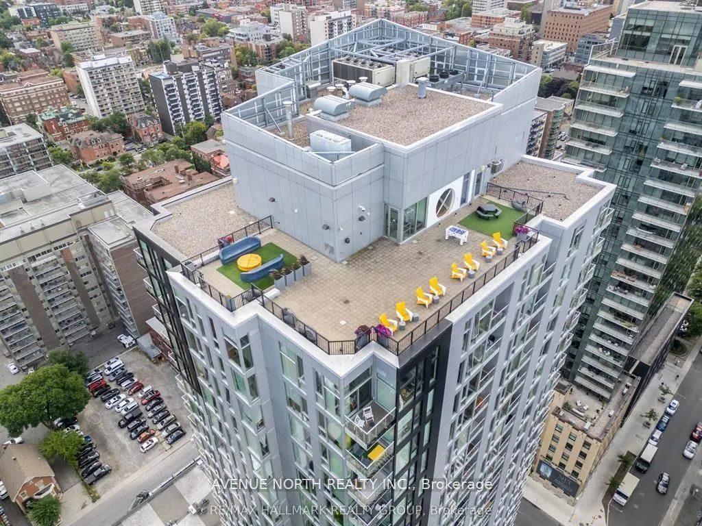 179 Metcalfe Street #2104