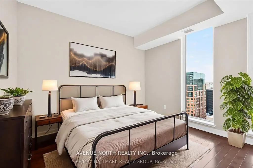 179 Metcalfe Street #2104