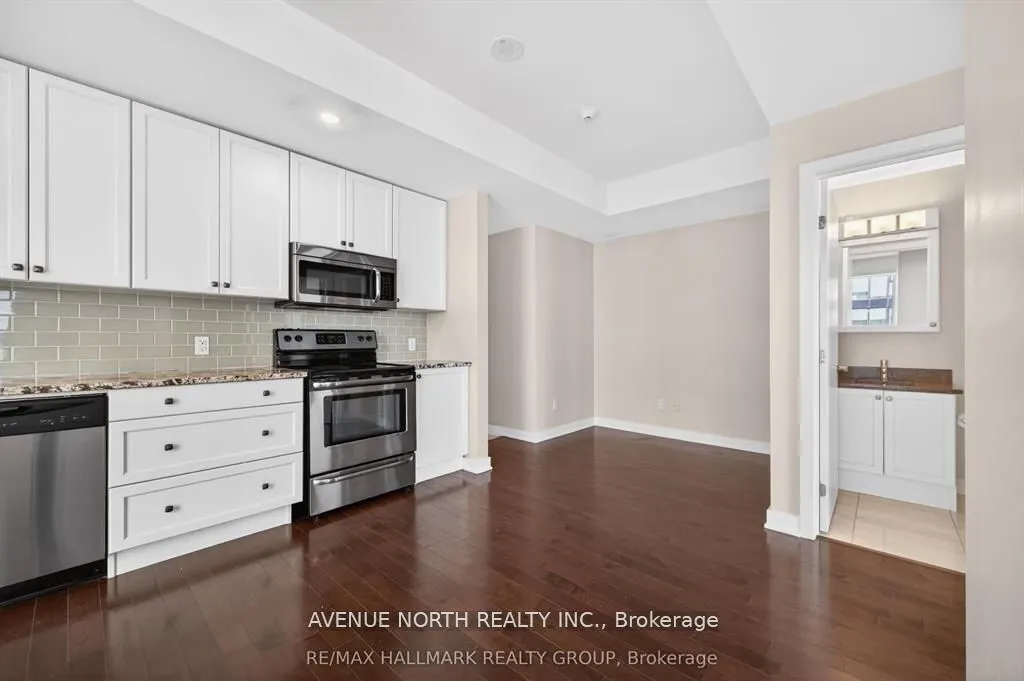 179 Metcalfe Street #2104