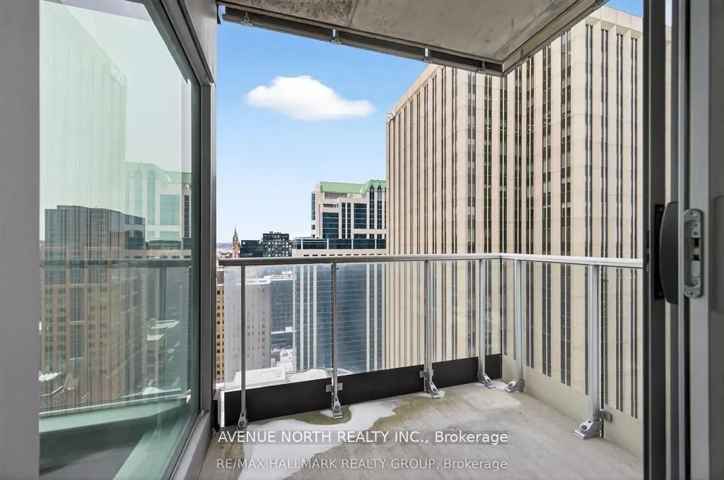 179 Metcalfe Street #2104