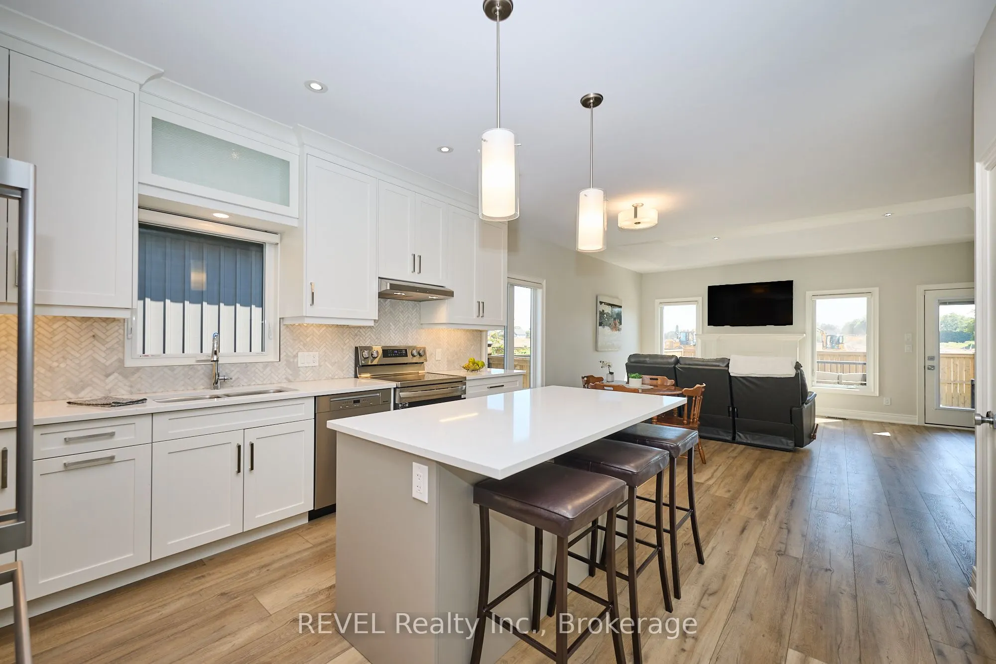 99 Homestead Drive