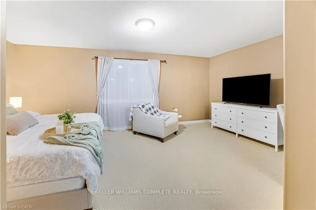 4465 COMFORT Crescent