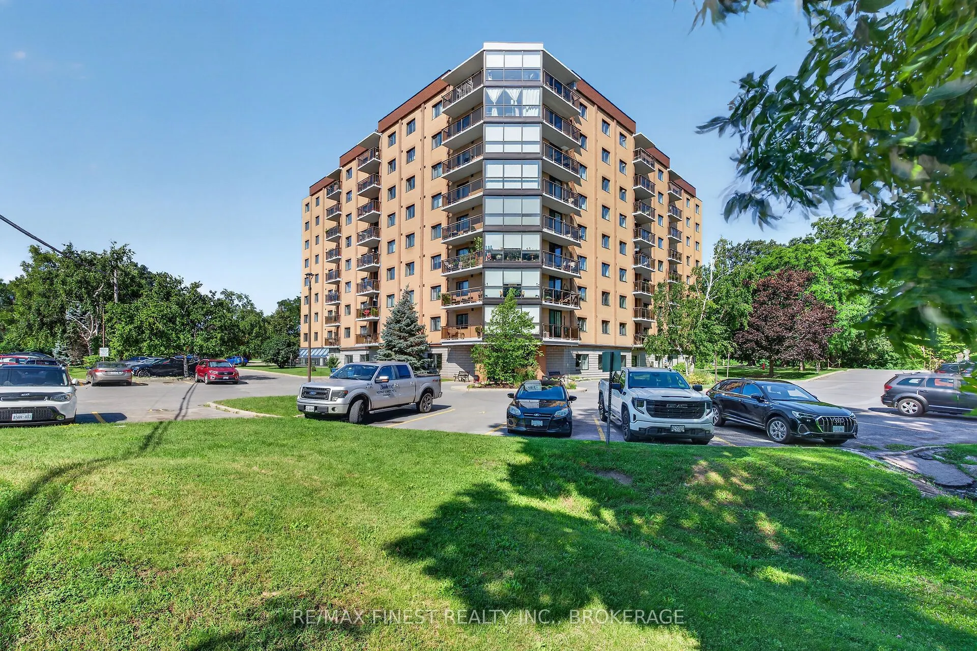 120 Barrett Court #607