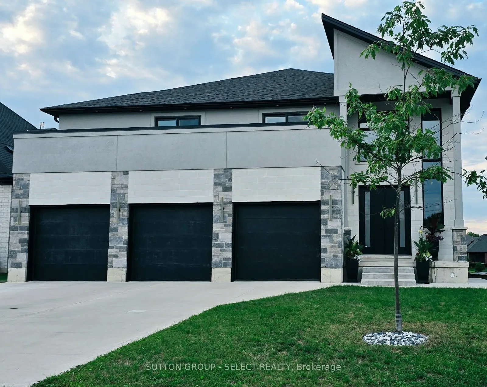 17 Arrowwood Path