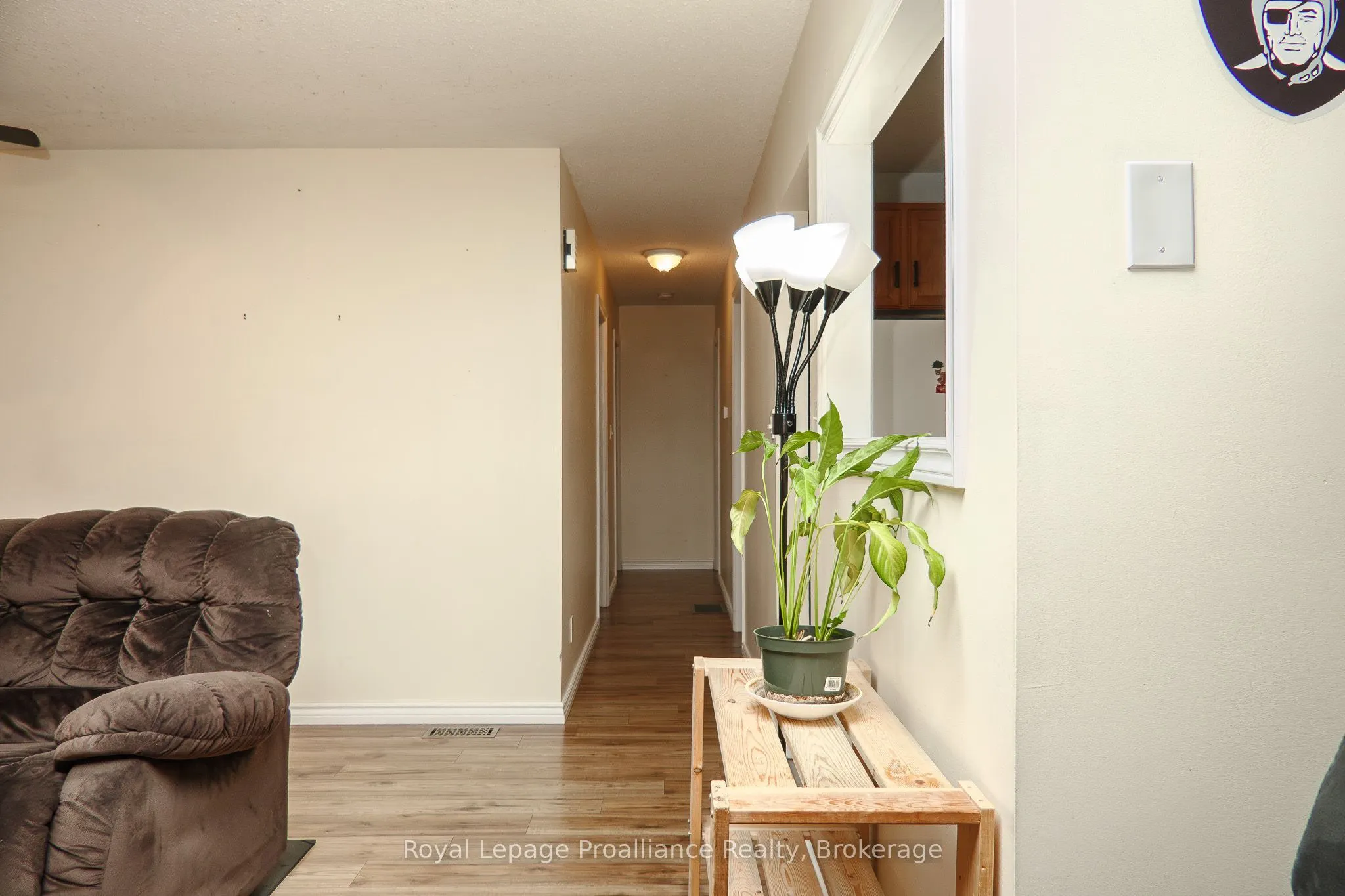 5 Van Alstine Drive