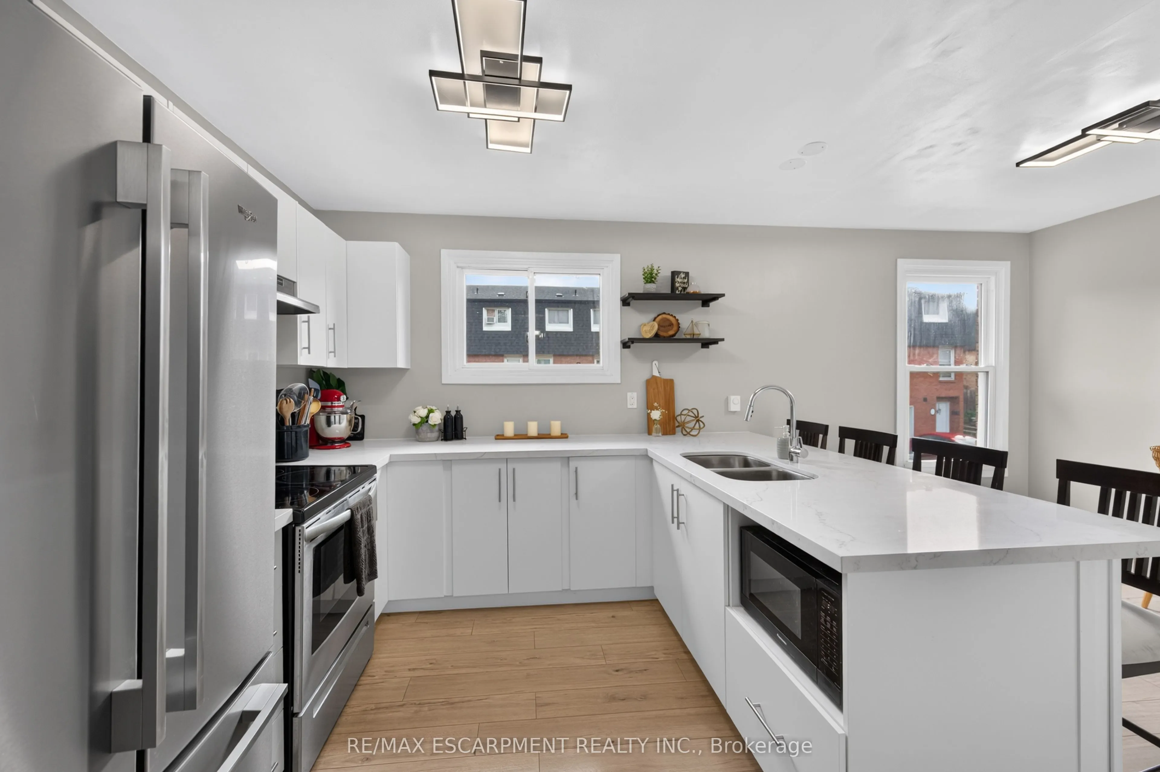 23 Rosedale Court #7