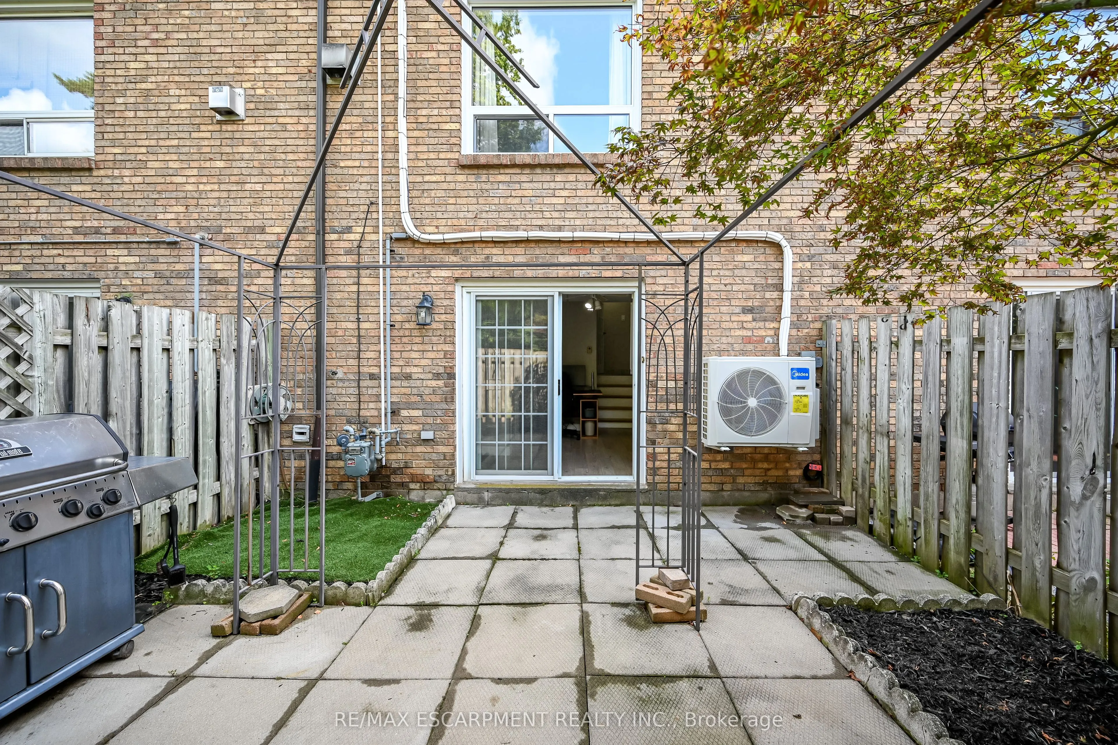 23 Rosedale Court #7