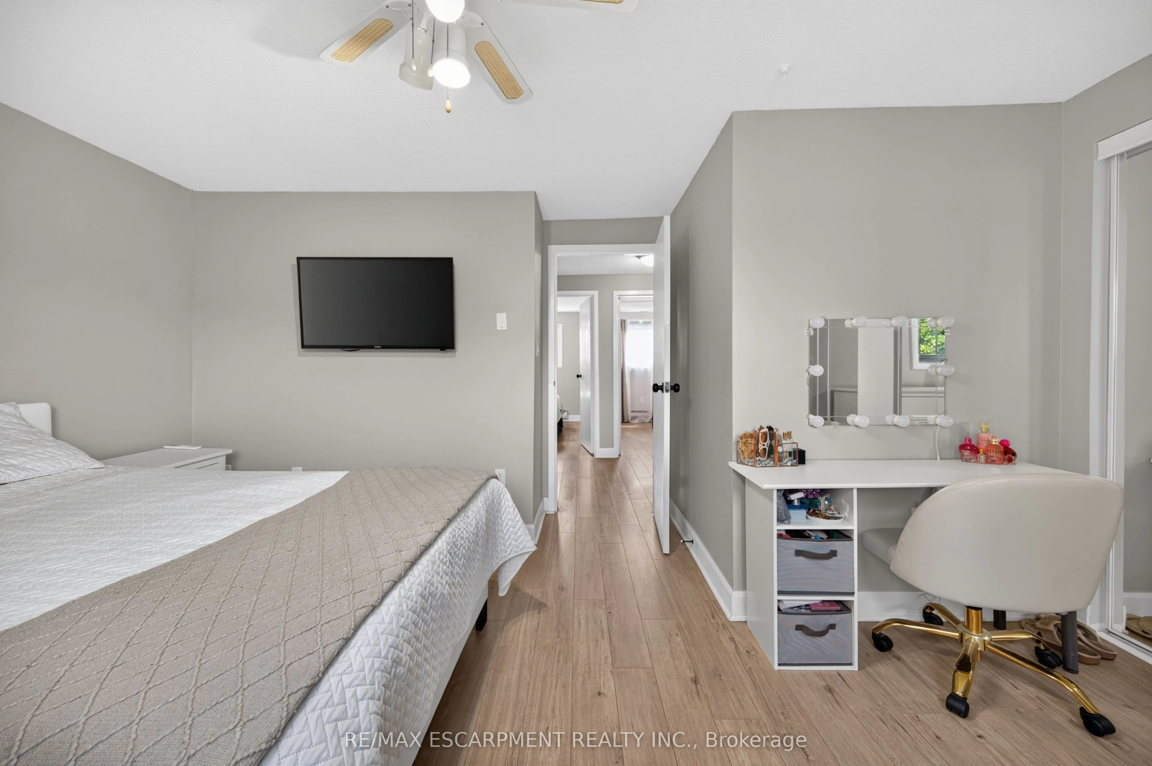 23 Rosedale Court #7