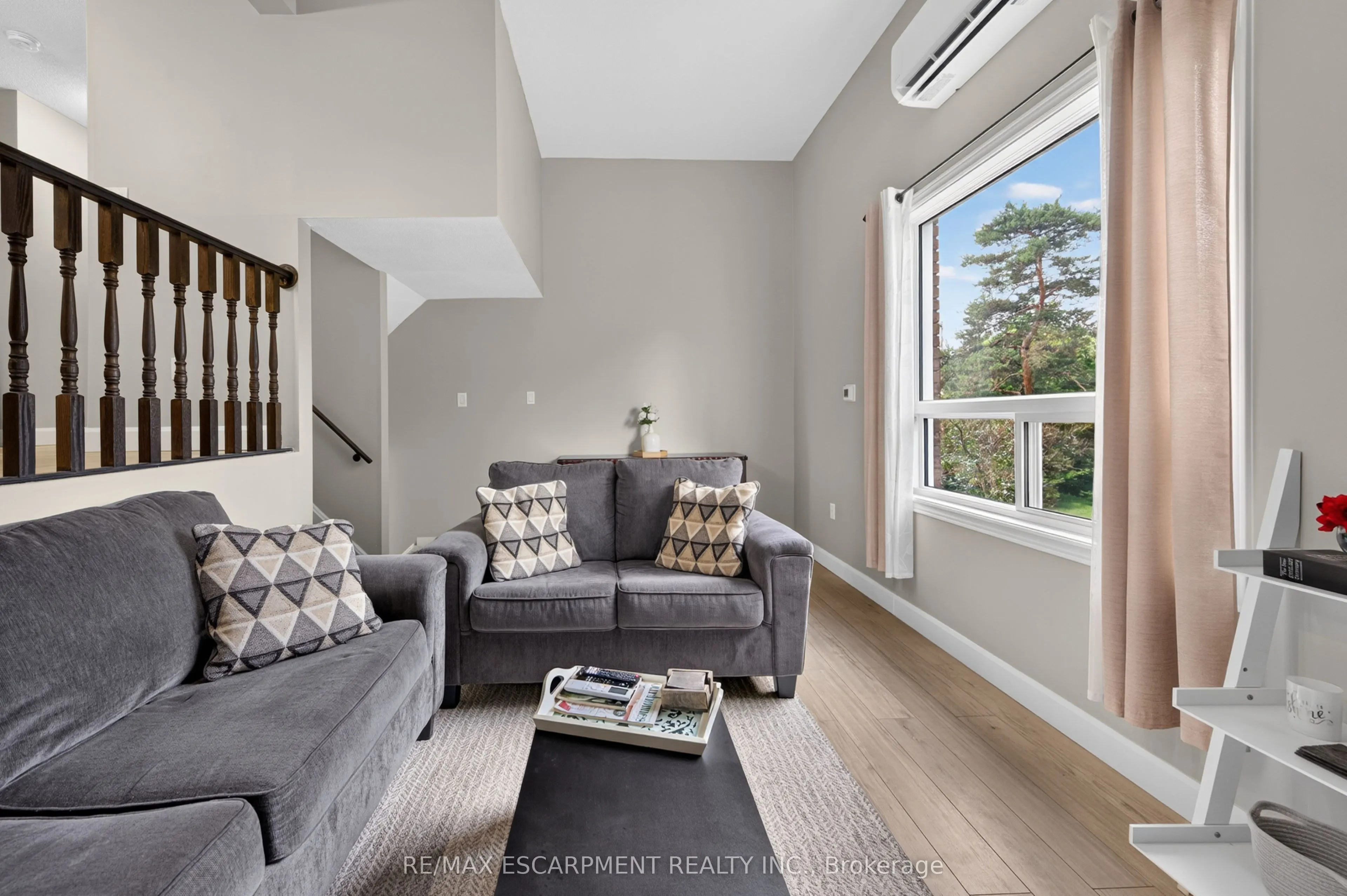 23 Rosedale Court #7