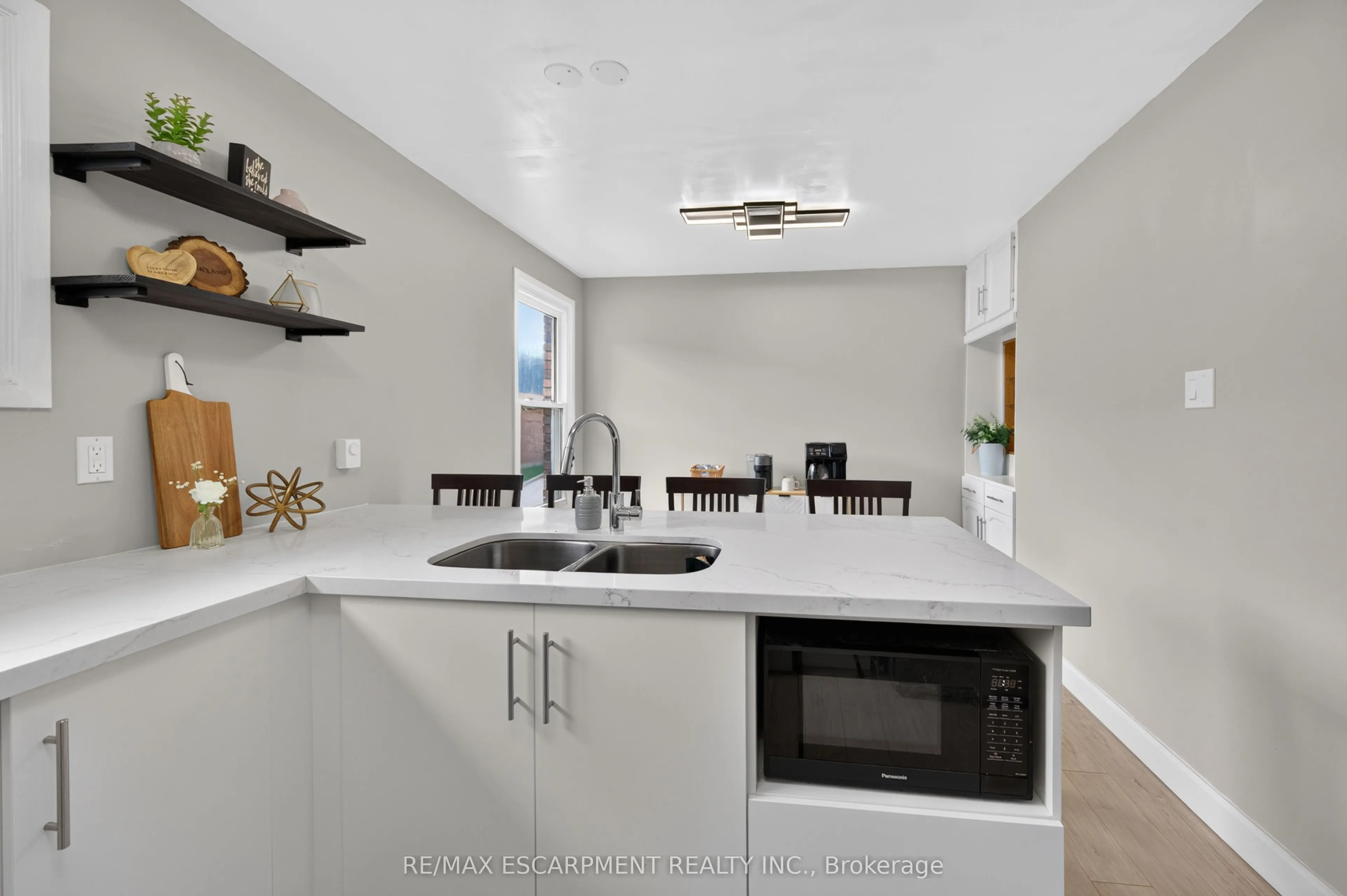 23 Rosedale Court #7