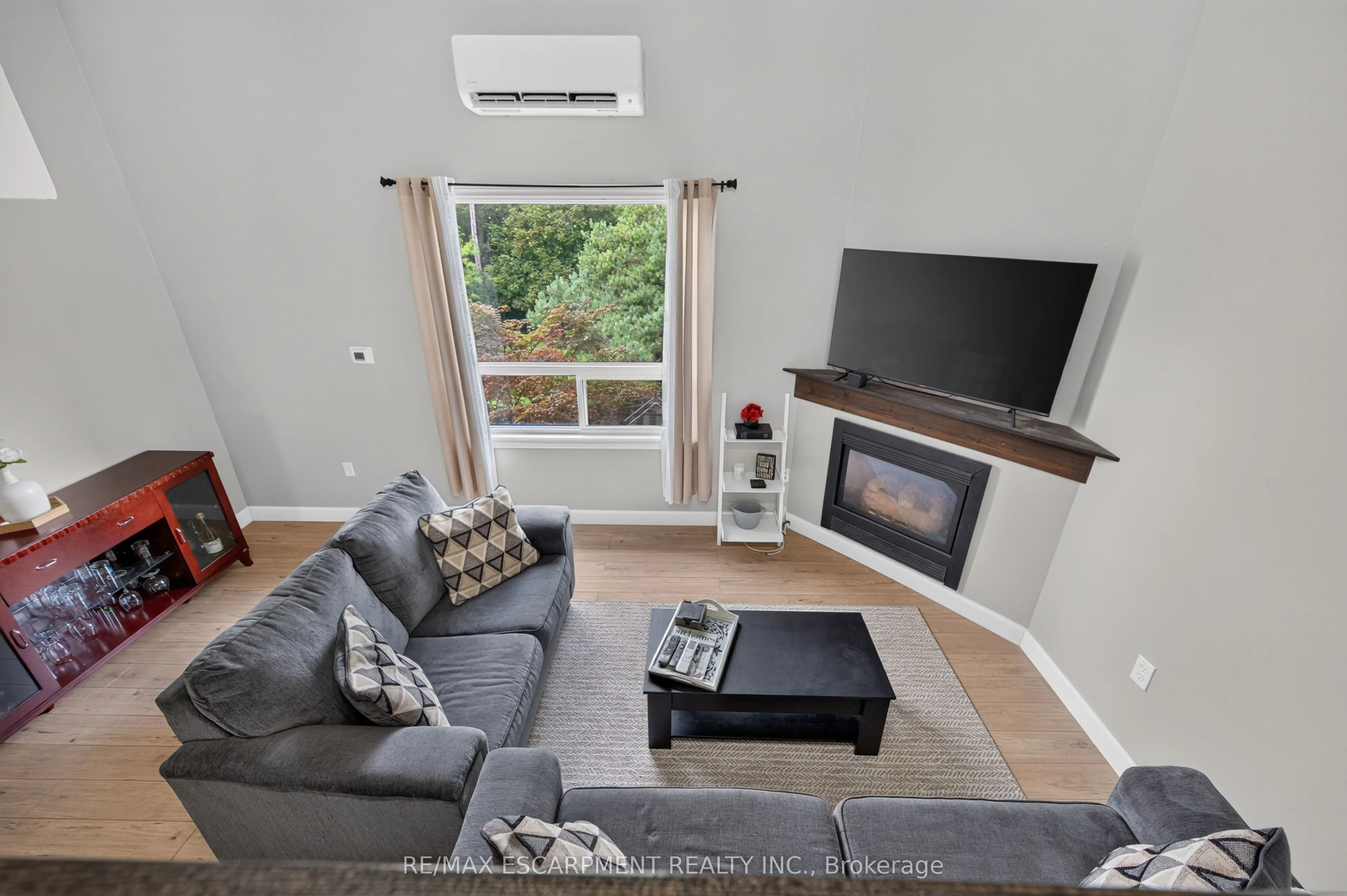 23 Rosedale Court #7