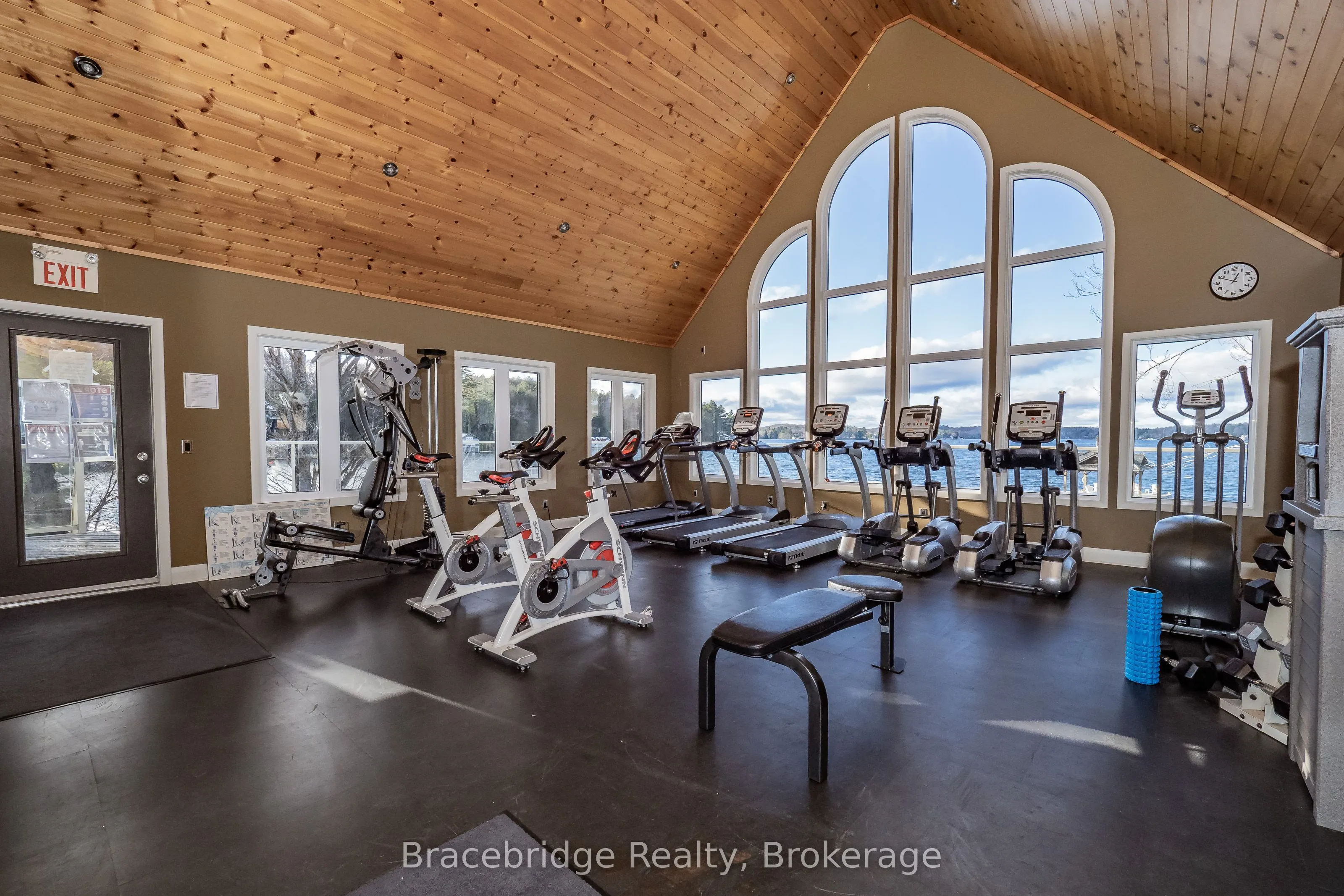 3876 Muskoka Rd 118 Highway W #Carling 4 W9