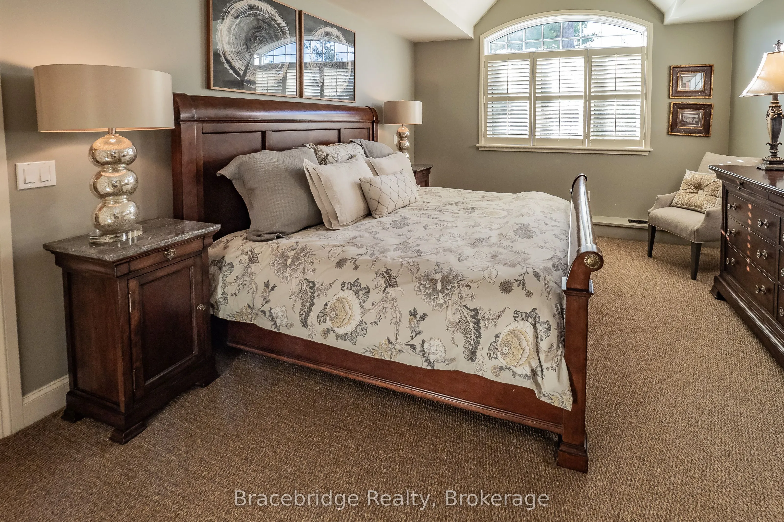3876 Muskoka Rd 118 Highway W #Carling 4 W9