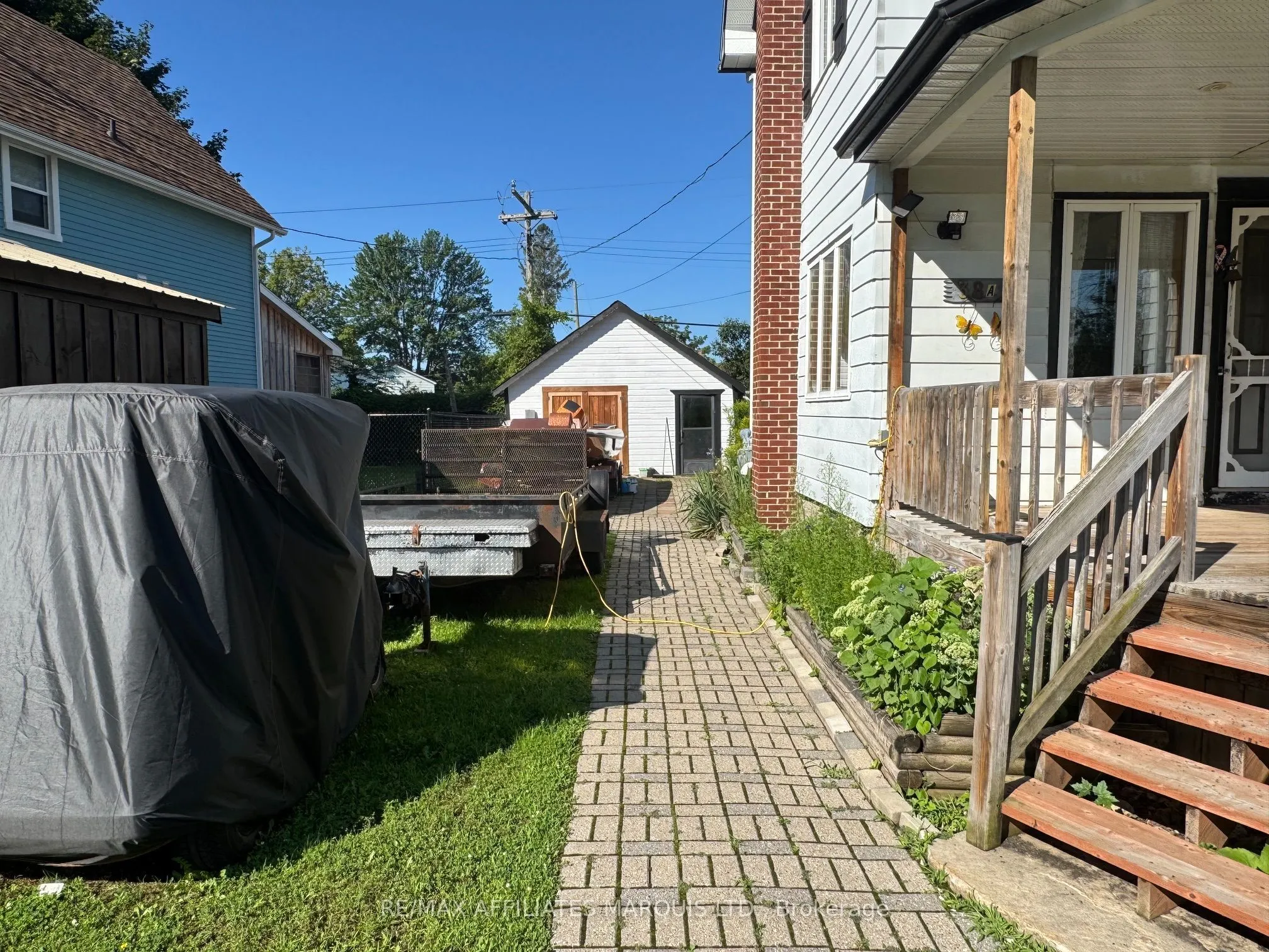 38 Laurier Drive