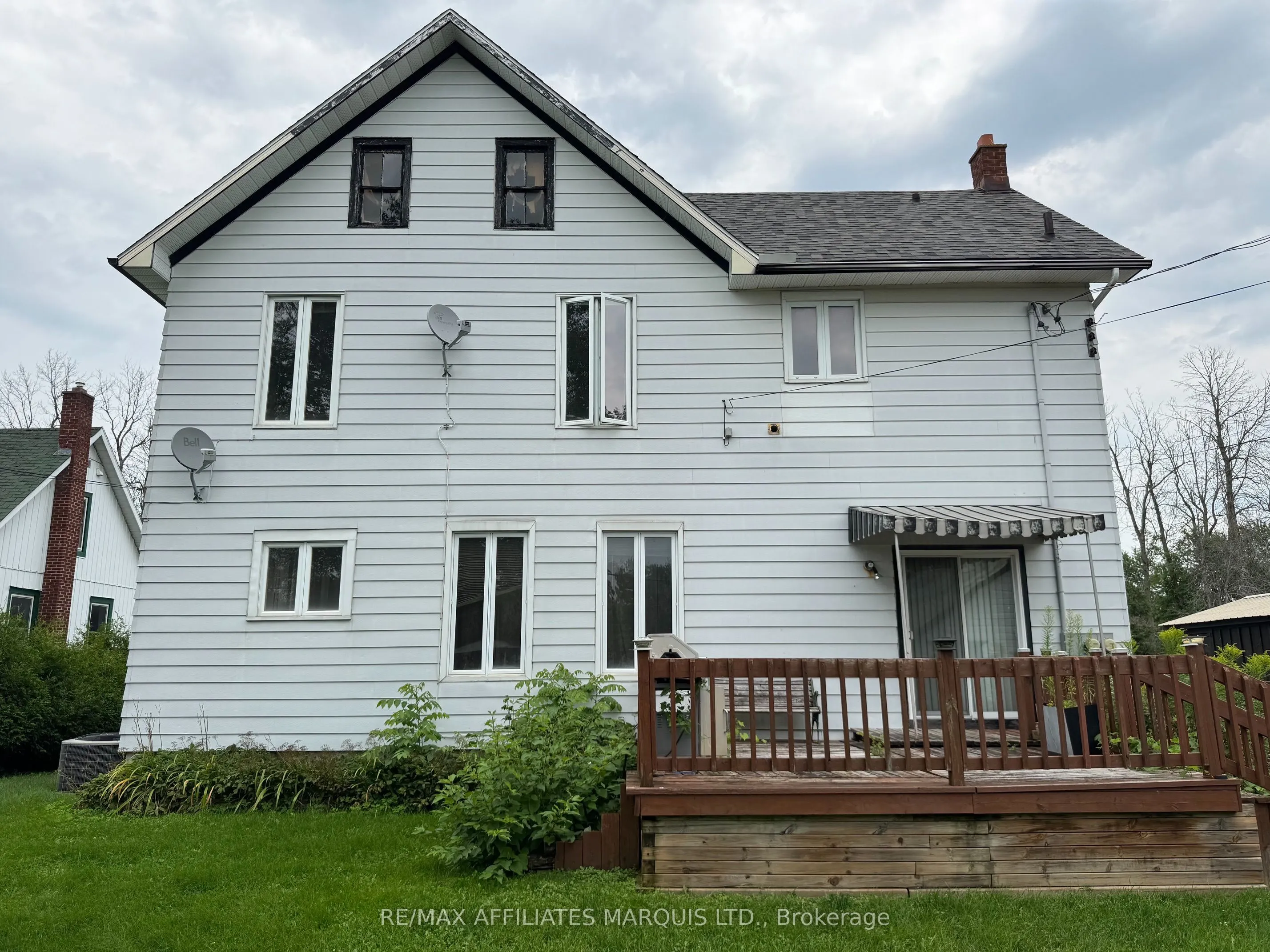 38 Laurier Drive