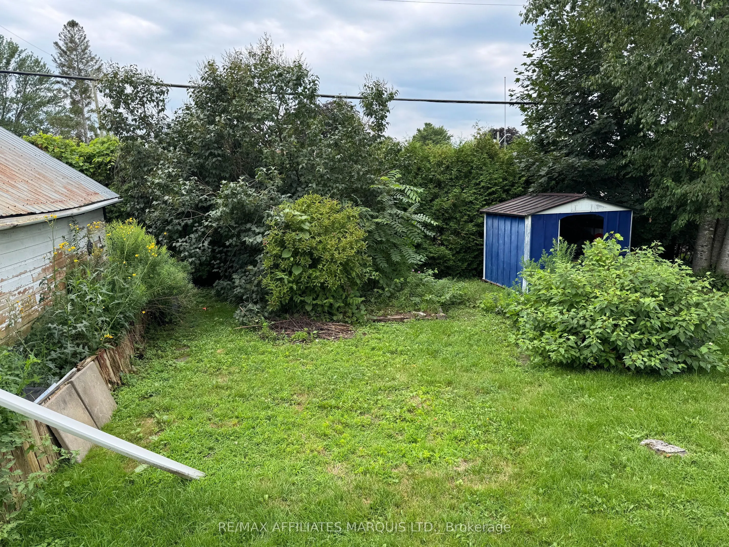38 Laurier Drive