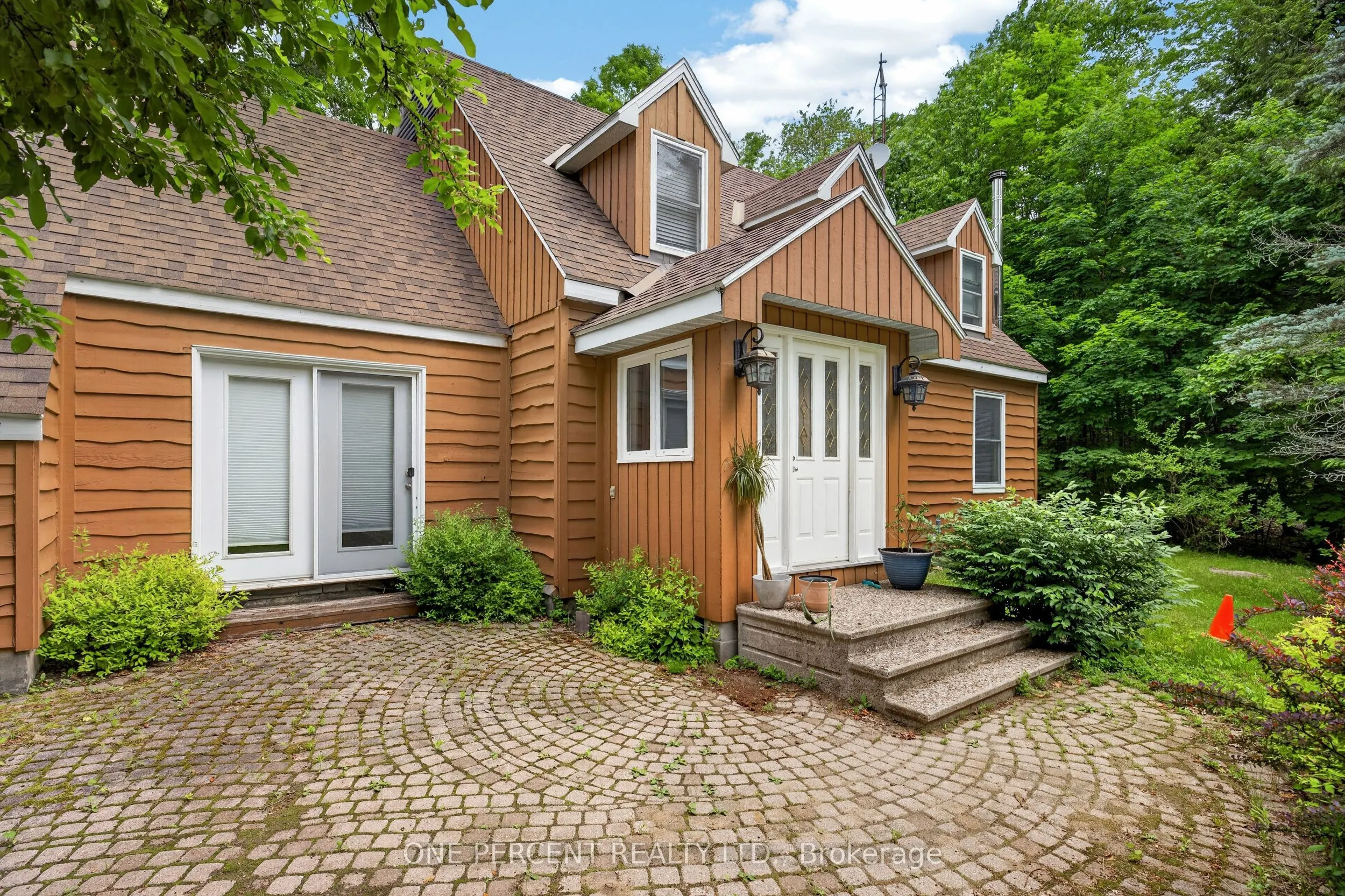 1054 Wolf Grove Road