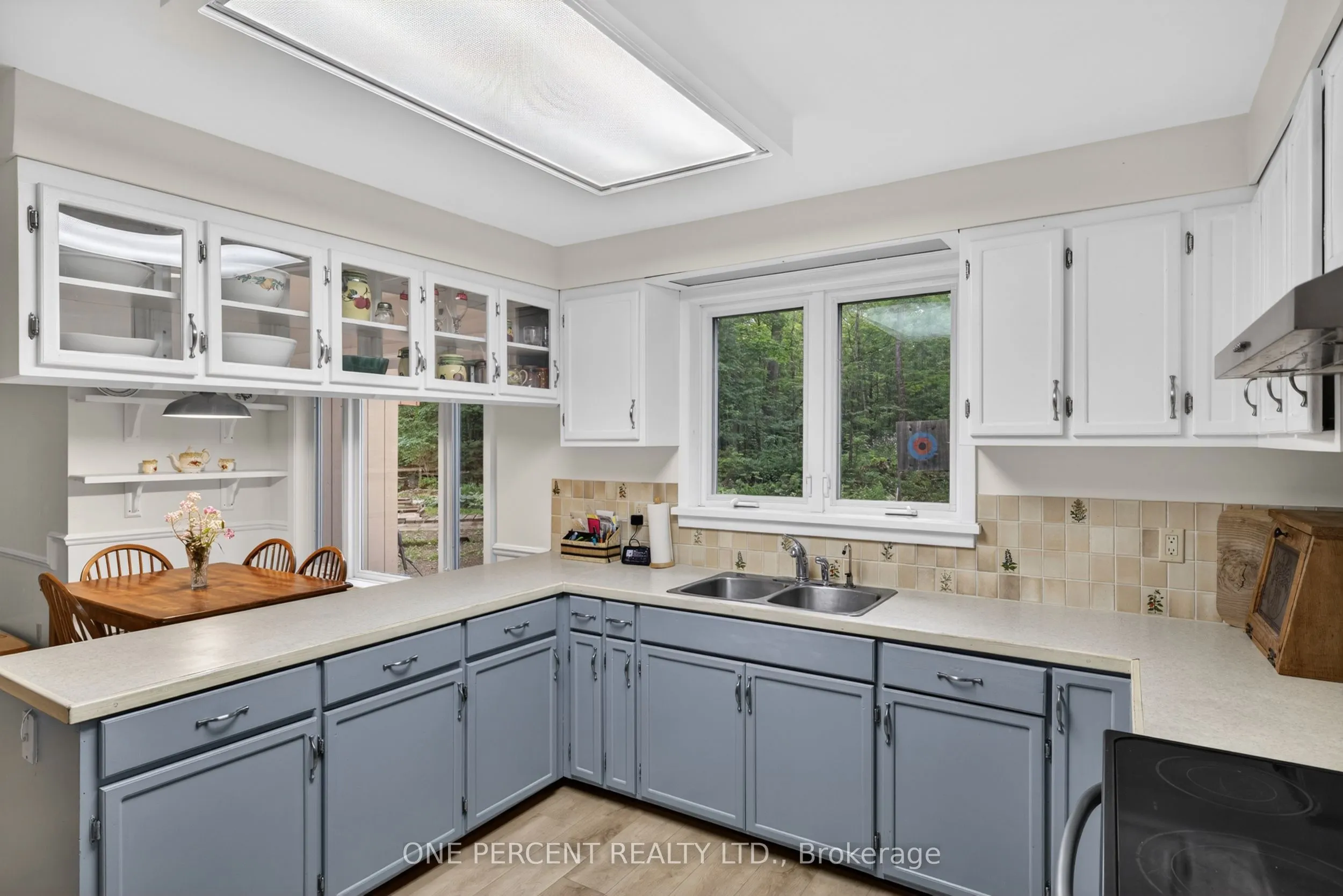 1054 Wolf Grove Road