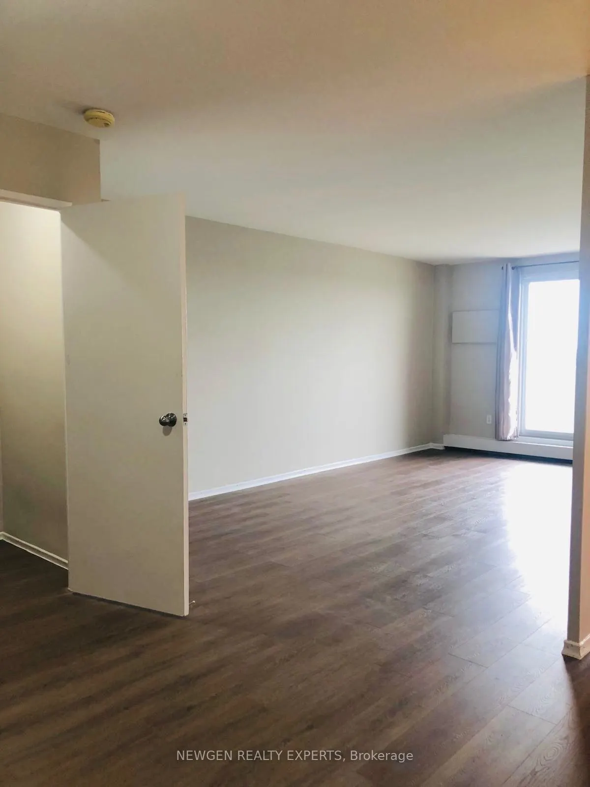 563 MORNINGTON Avenue #606