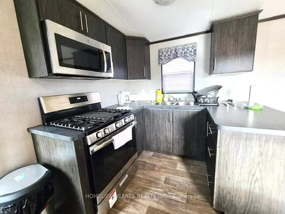 1235 Villiers Line 114 Forest Drive