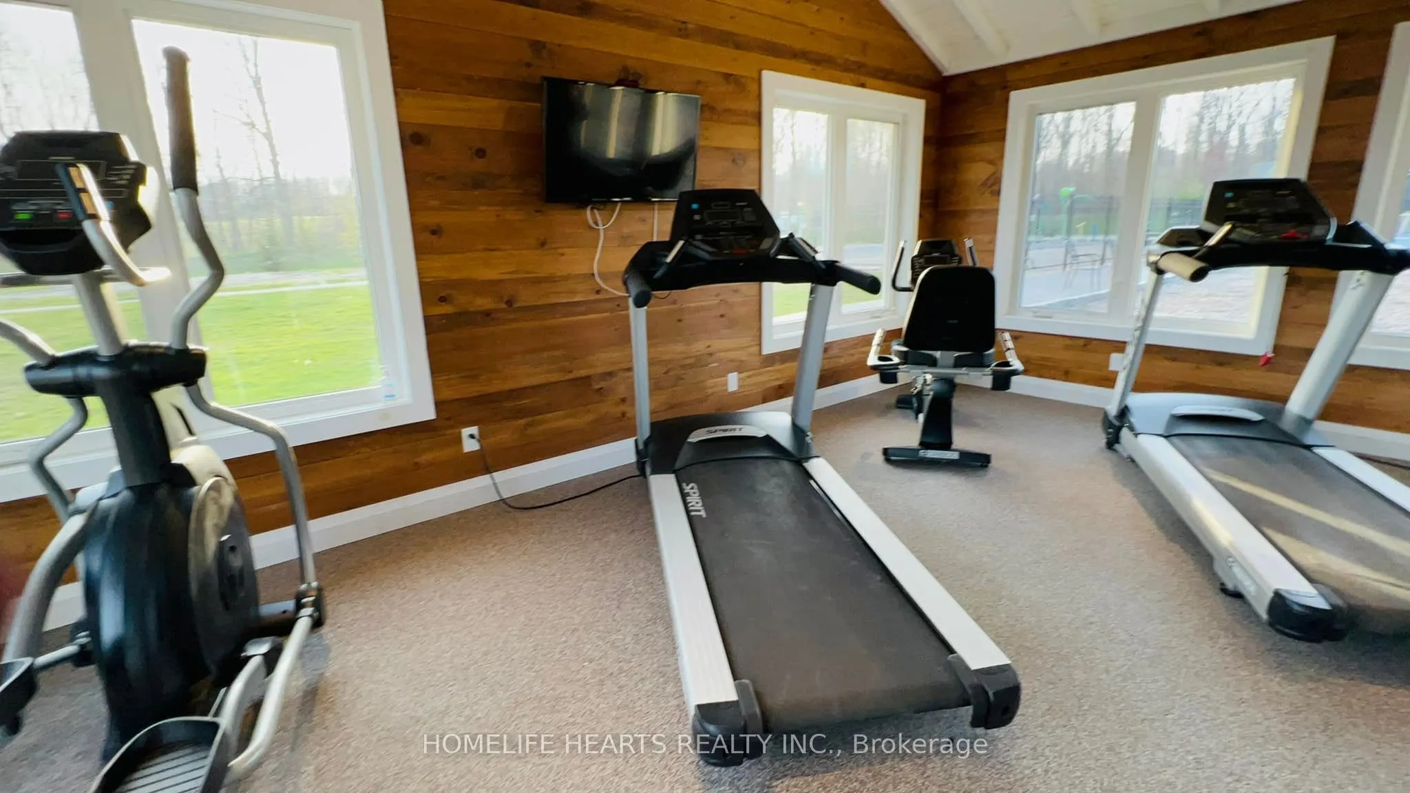 1235 Villiers Line 114 Forest Drive