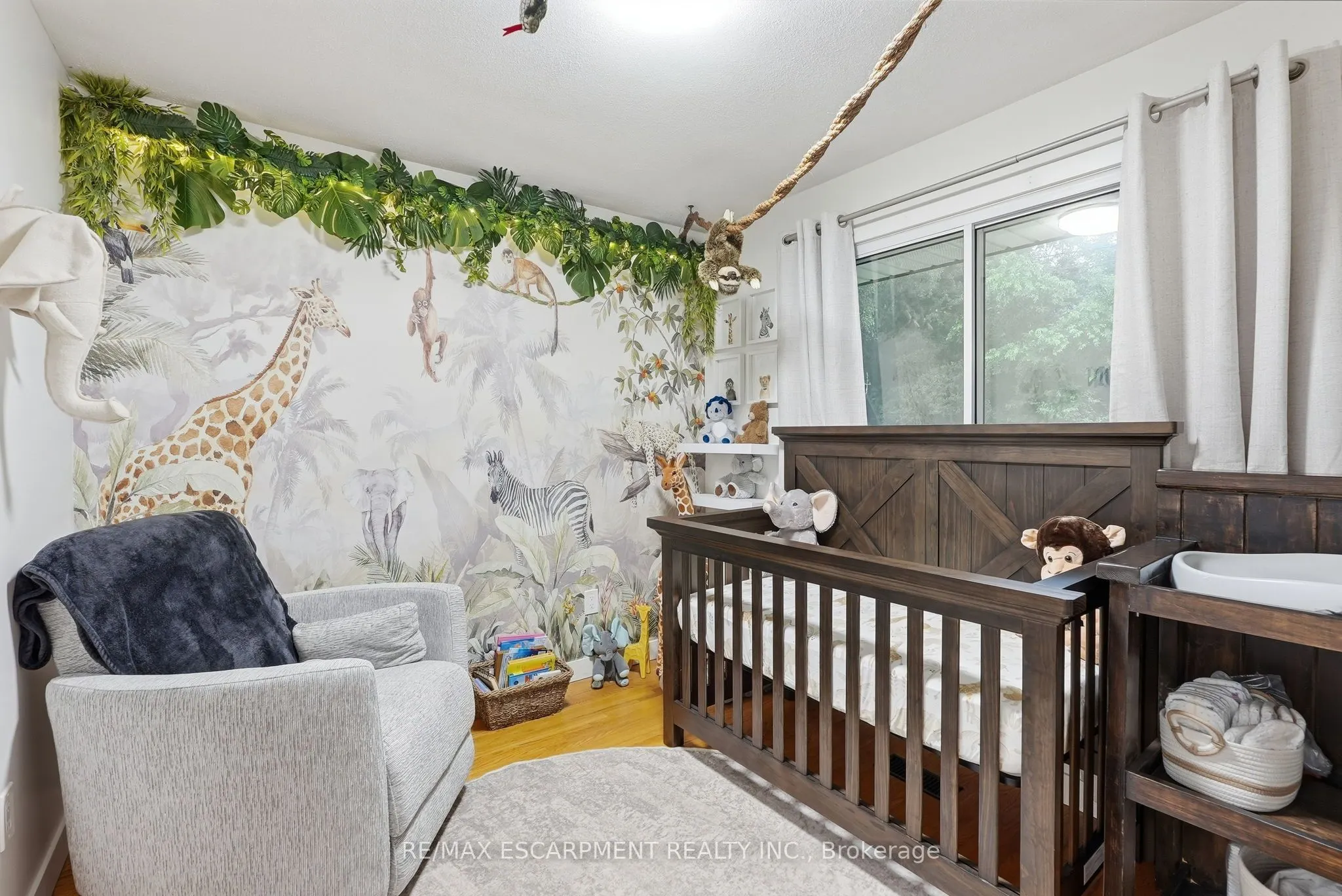 10 Taylor Crescent