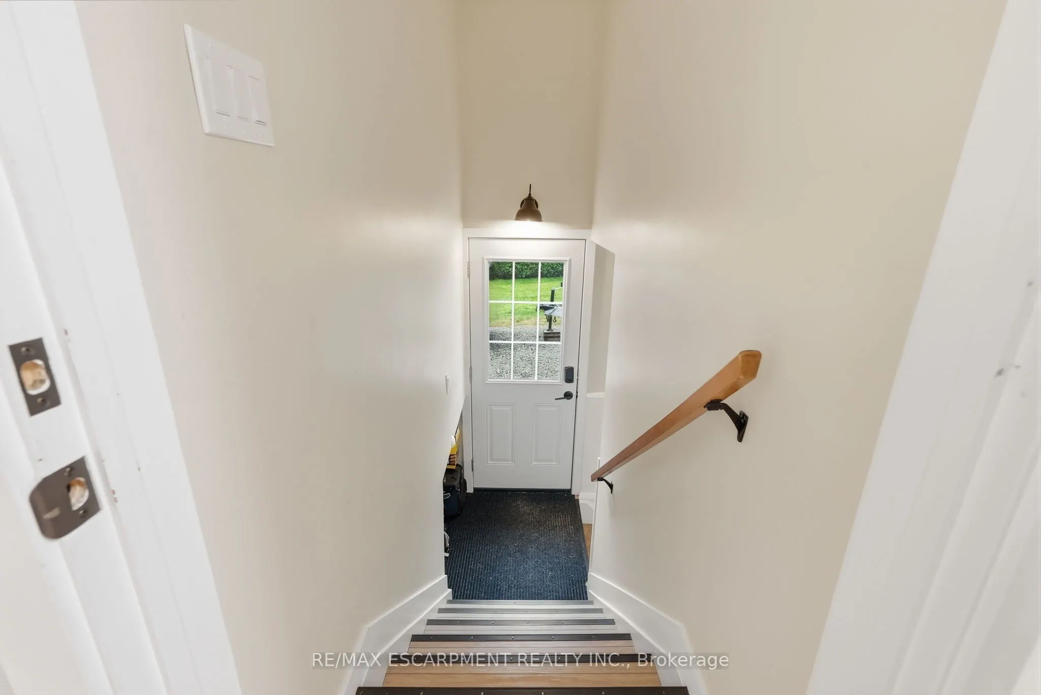 10 Taylor Crescent