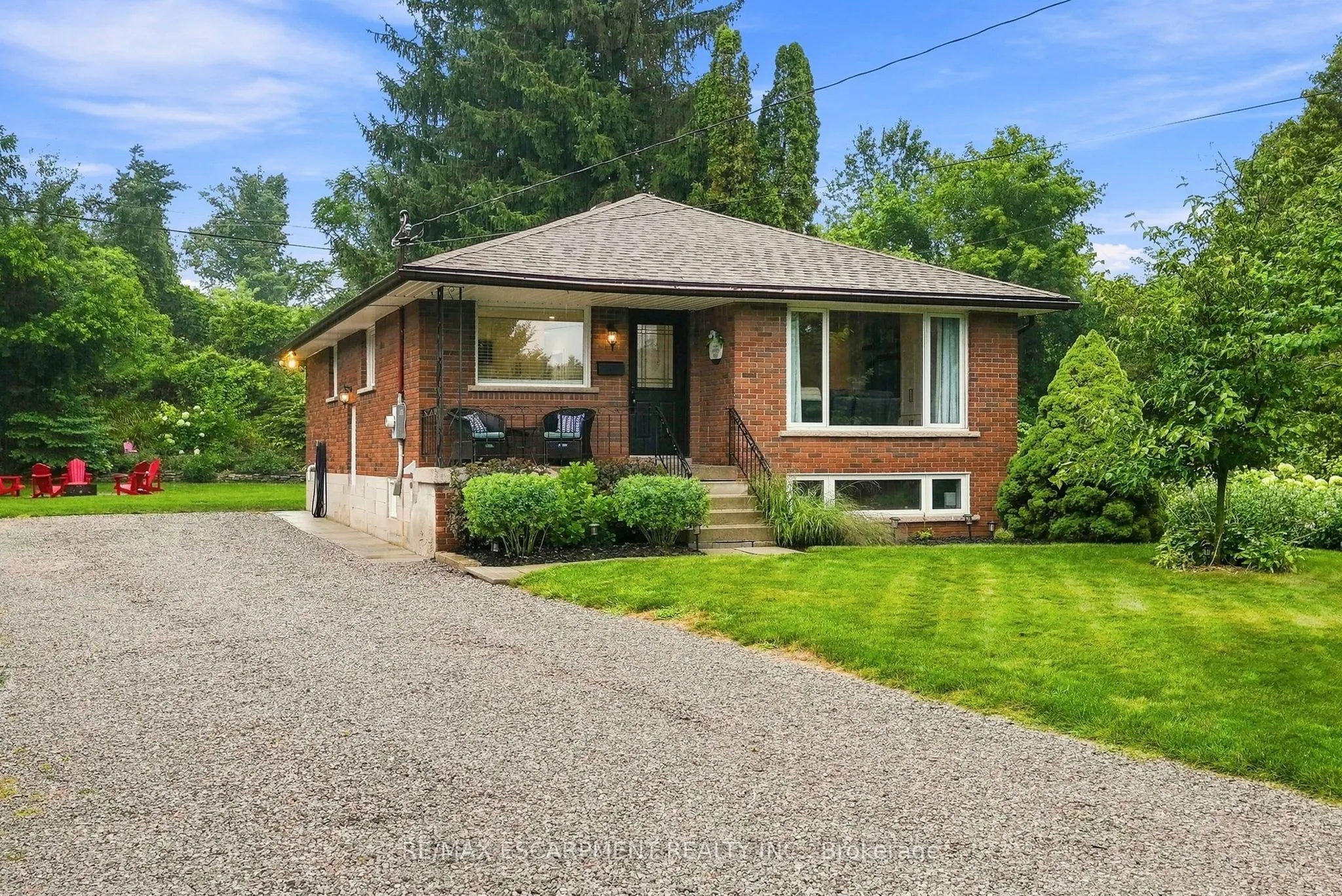 10 Taylor Crescent